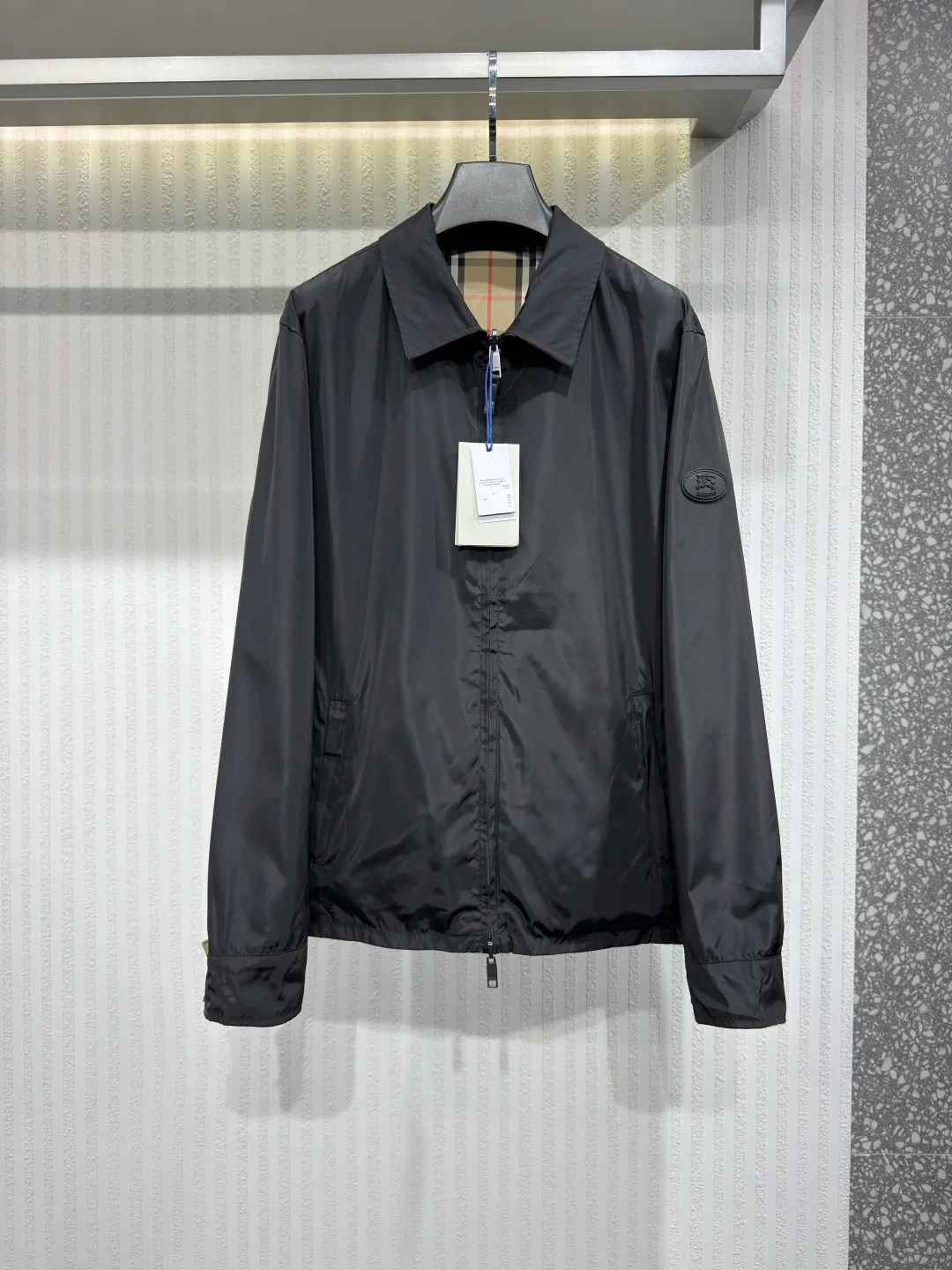 Men's Jackets And Down Jackets BURBERRY 17873338