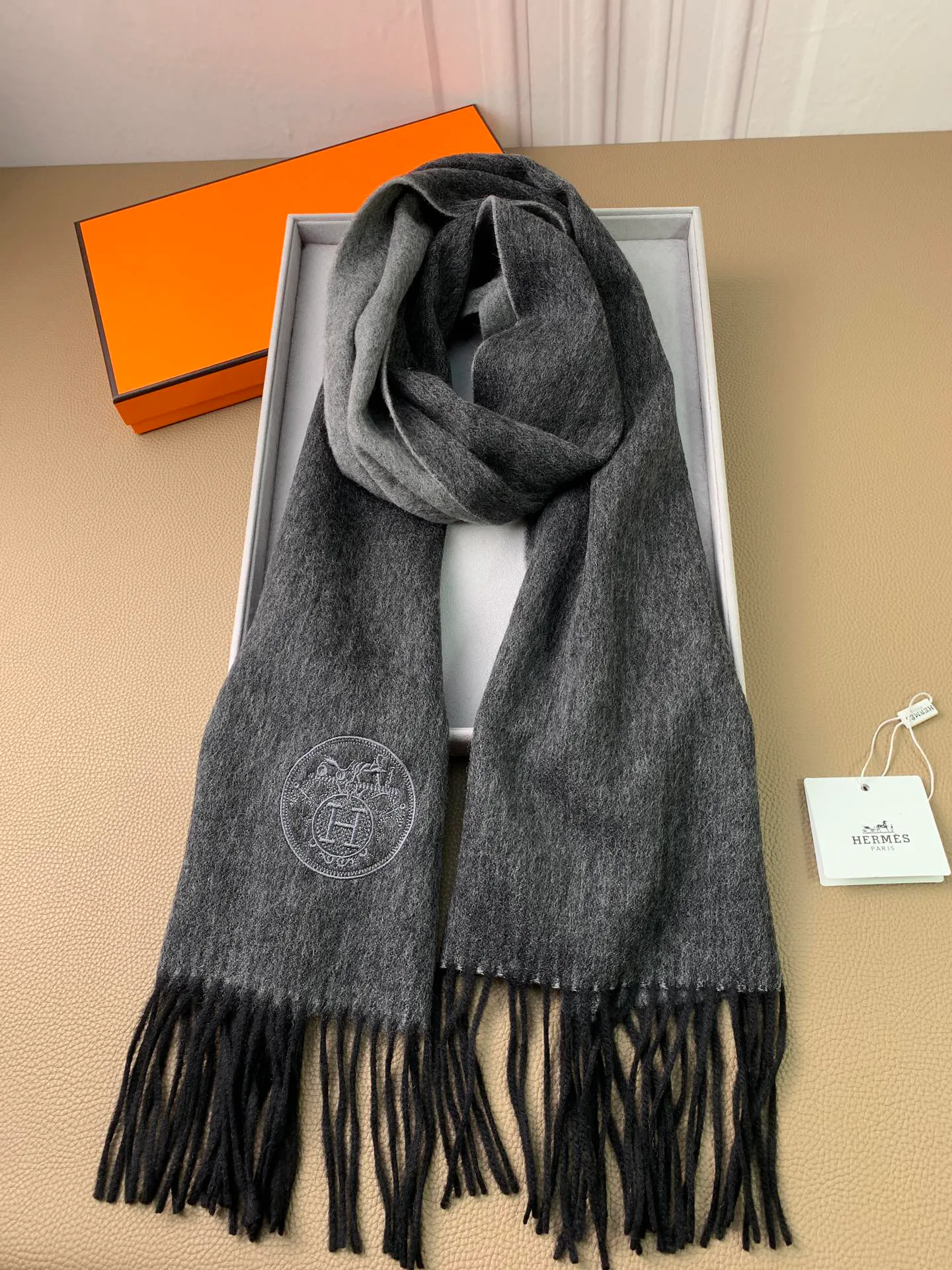 Scarves HERMES 18105094