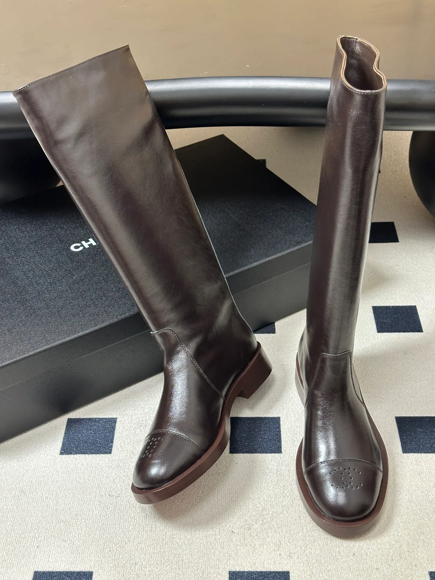 Women's Boots CHANEL 18048812