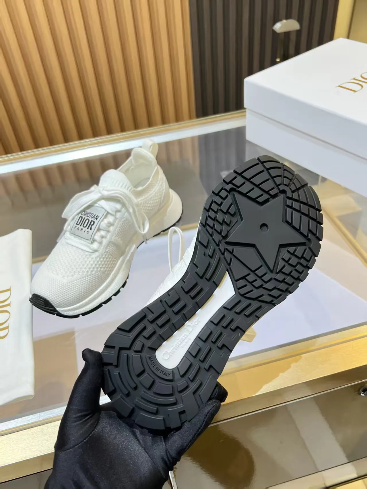 Women's Sneakers CHRISTIAN DIOR 18311534