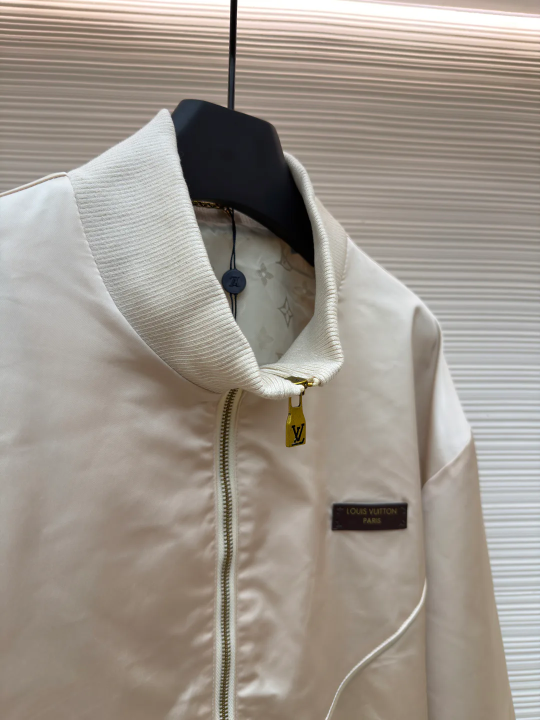 Men's Jackets And Down Jackets LOUIS VUITTON 18309045