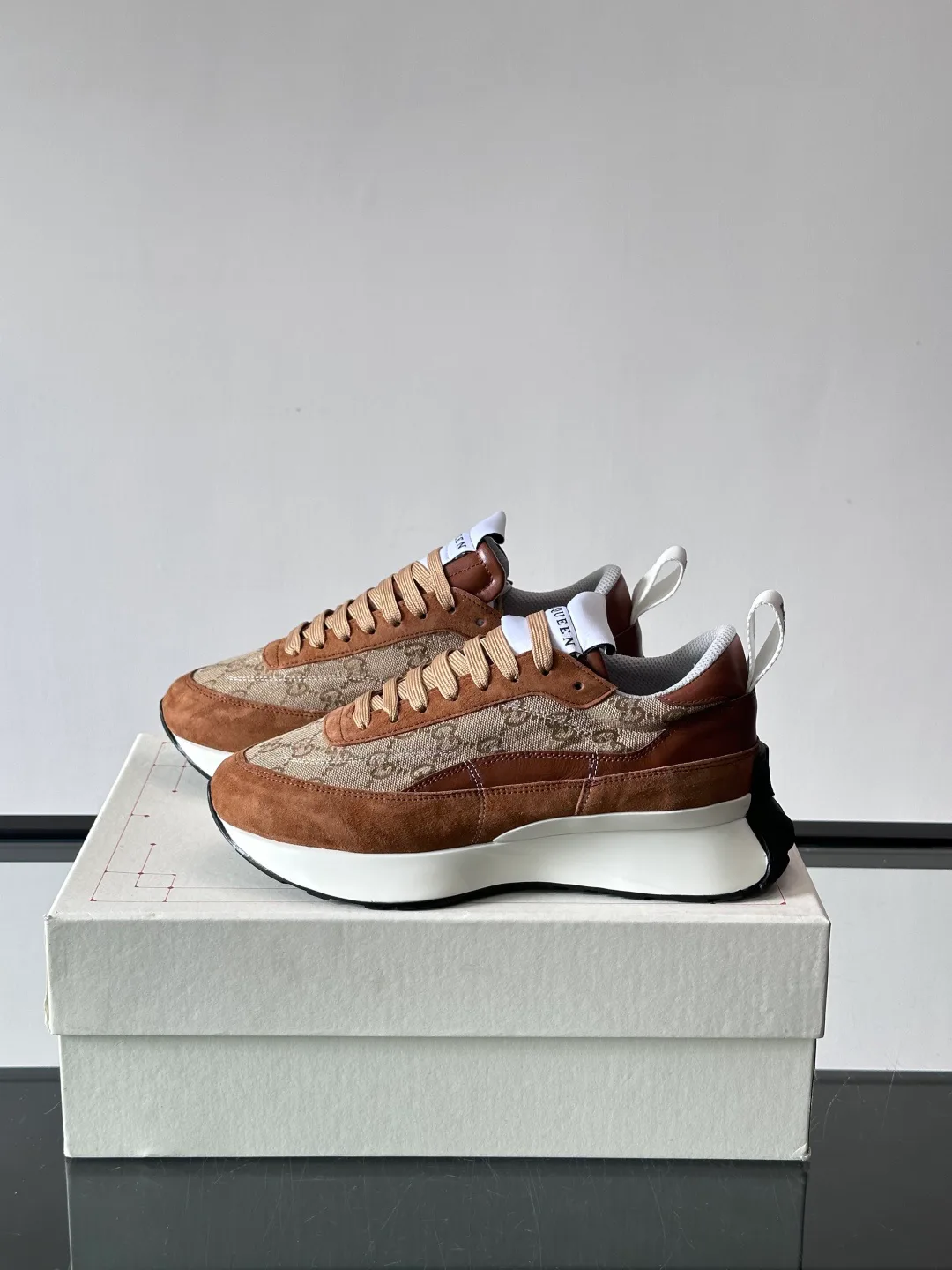 Women's Sneakers ALEXANDER MCQUEEN 17876157