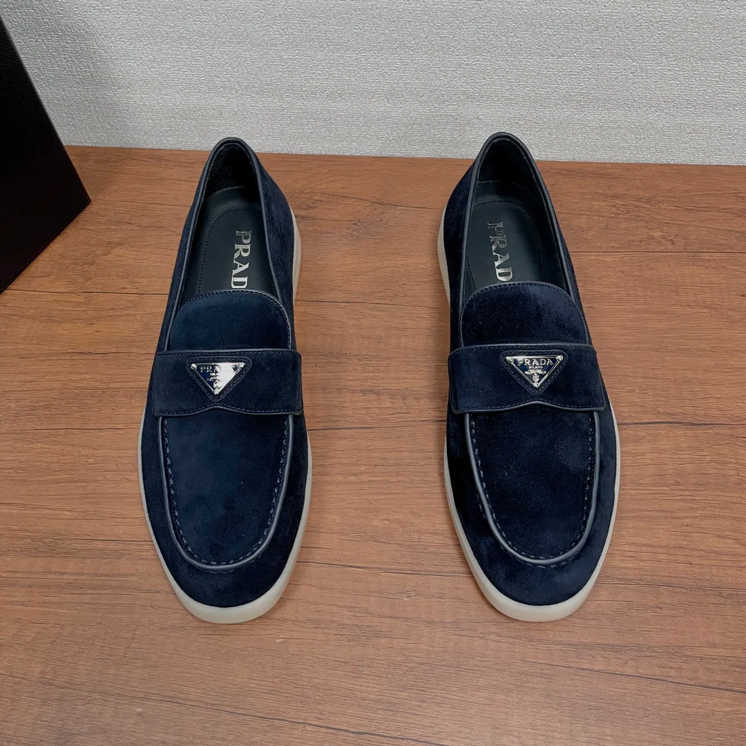 Men's Loafers And Dress Shoes PRADA 17971383