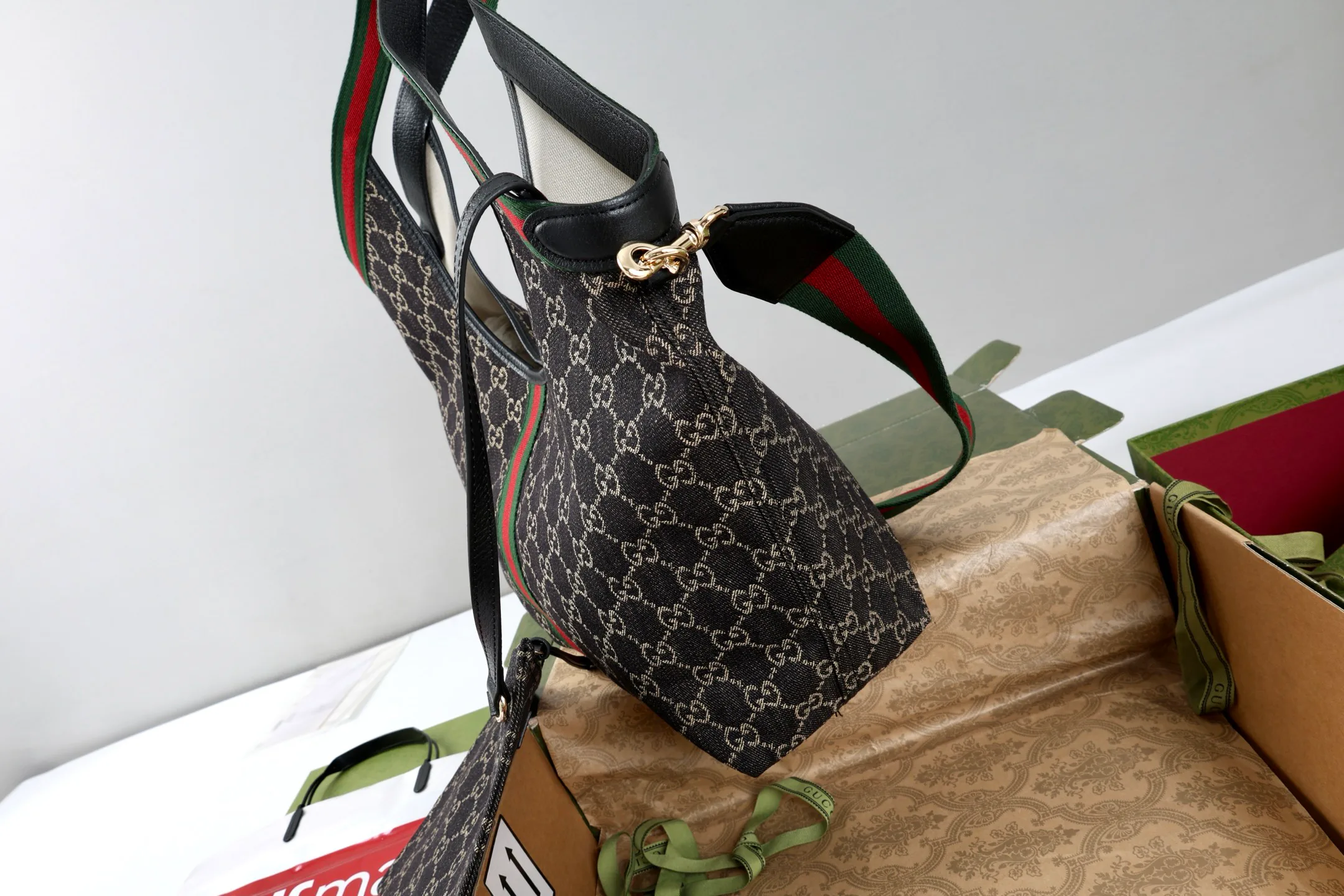 Women's Classic Handbags GUCCI 17886049
