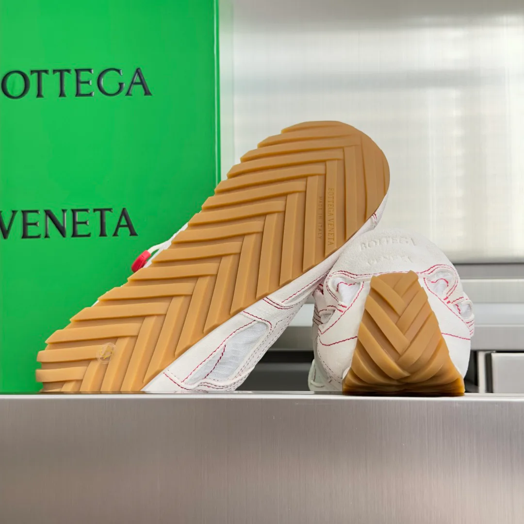 Women's Sneakers BOTTEGA VENETA 17771981