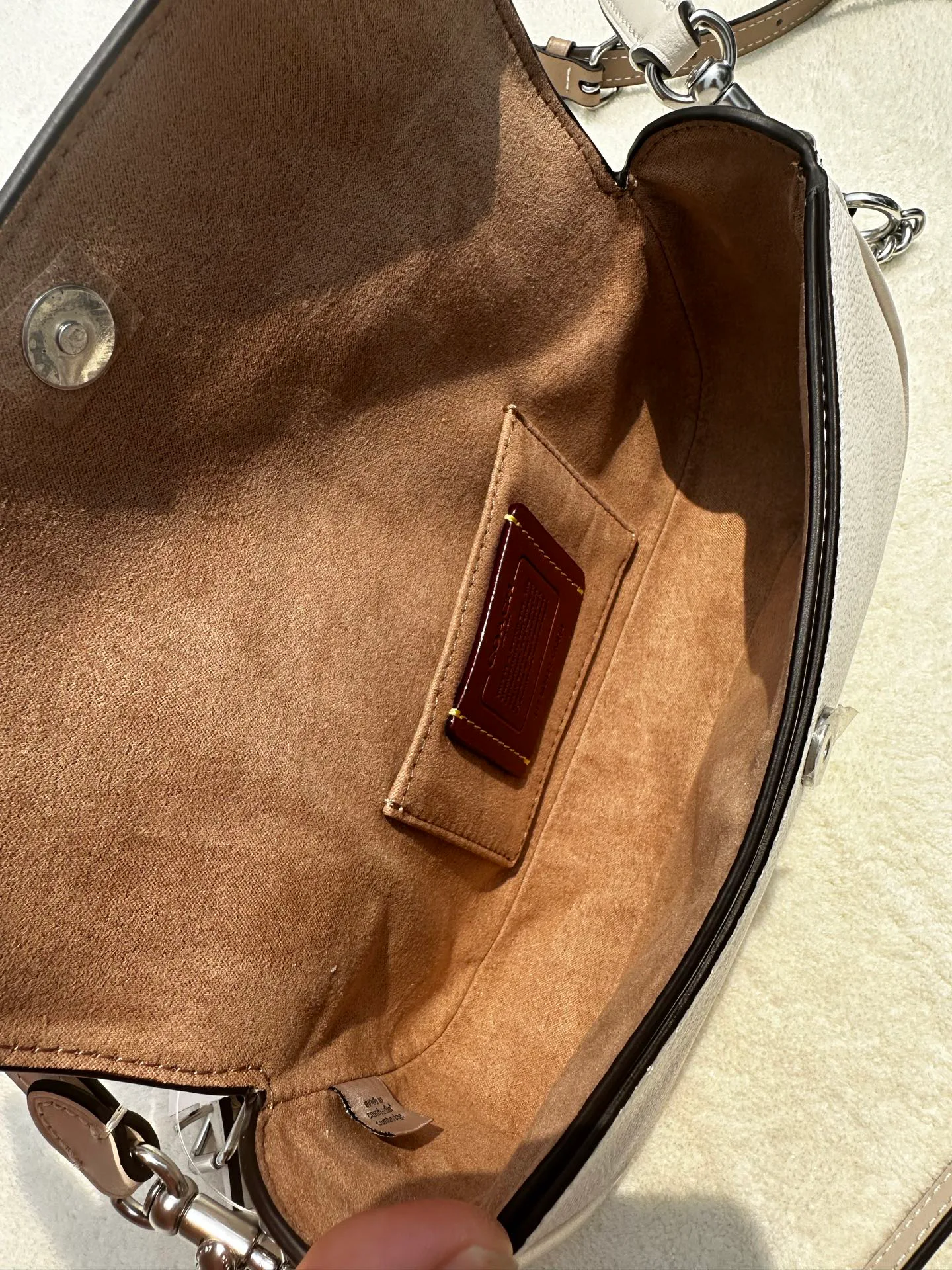 Women's Classic Handbags COACH 17960963