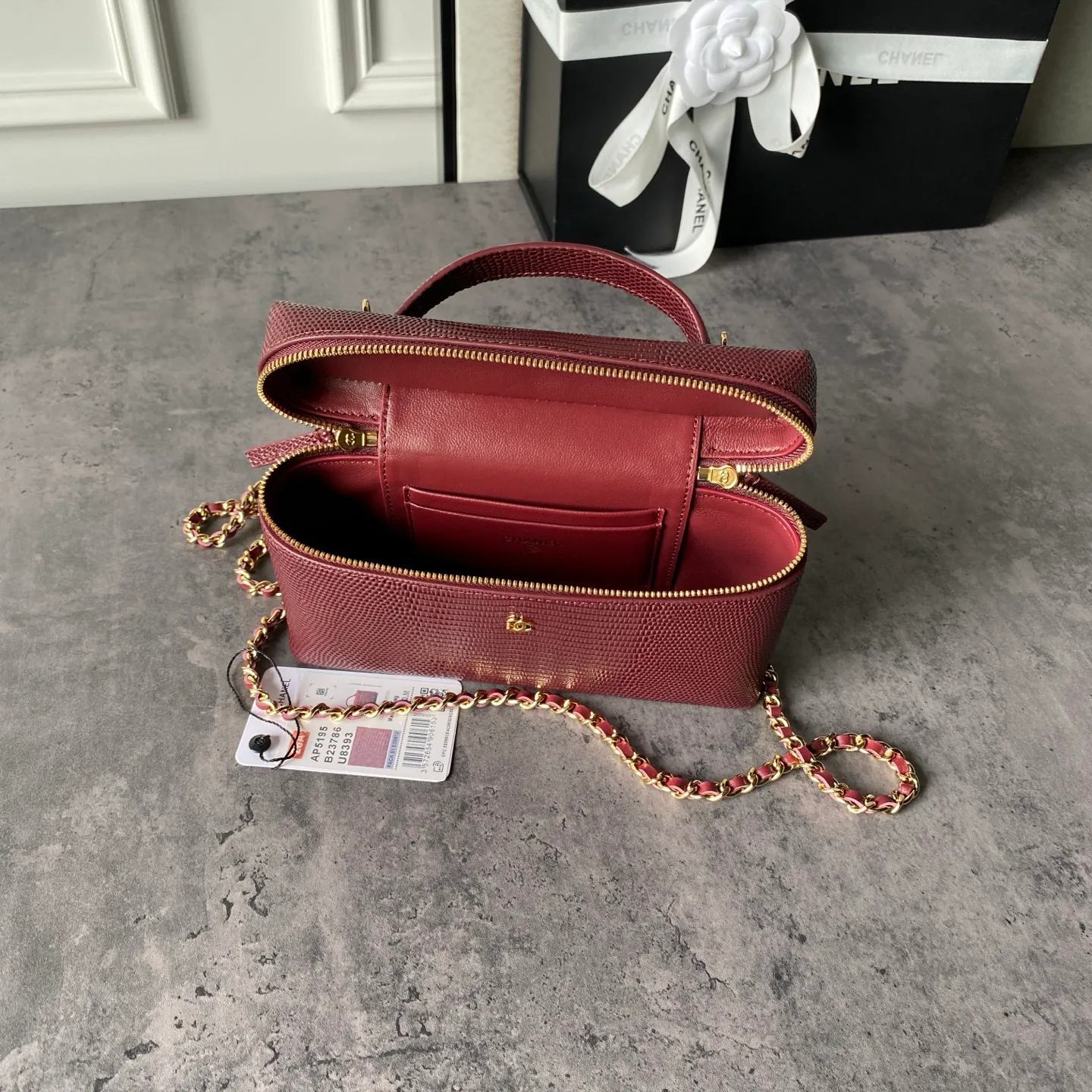 Women's Classic Handbags CHANEL 18058261