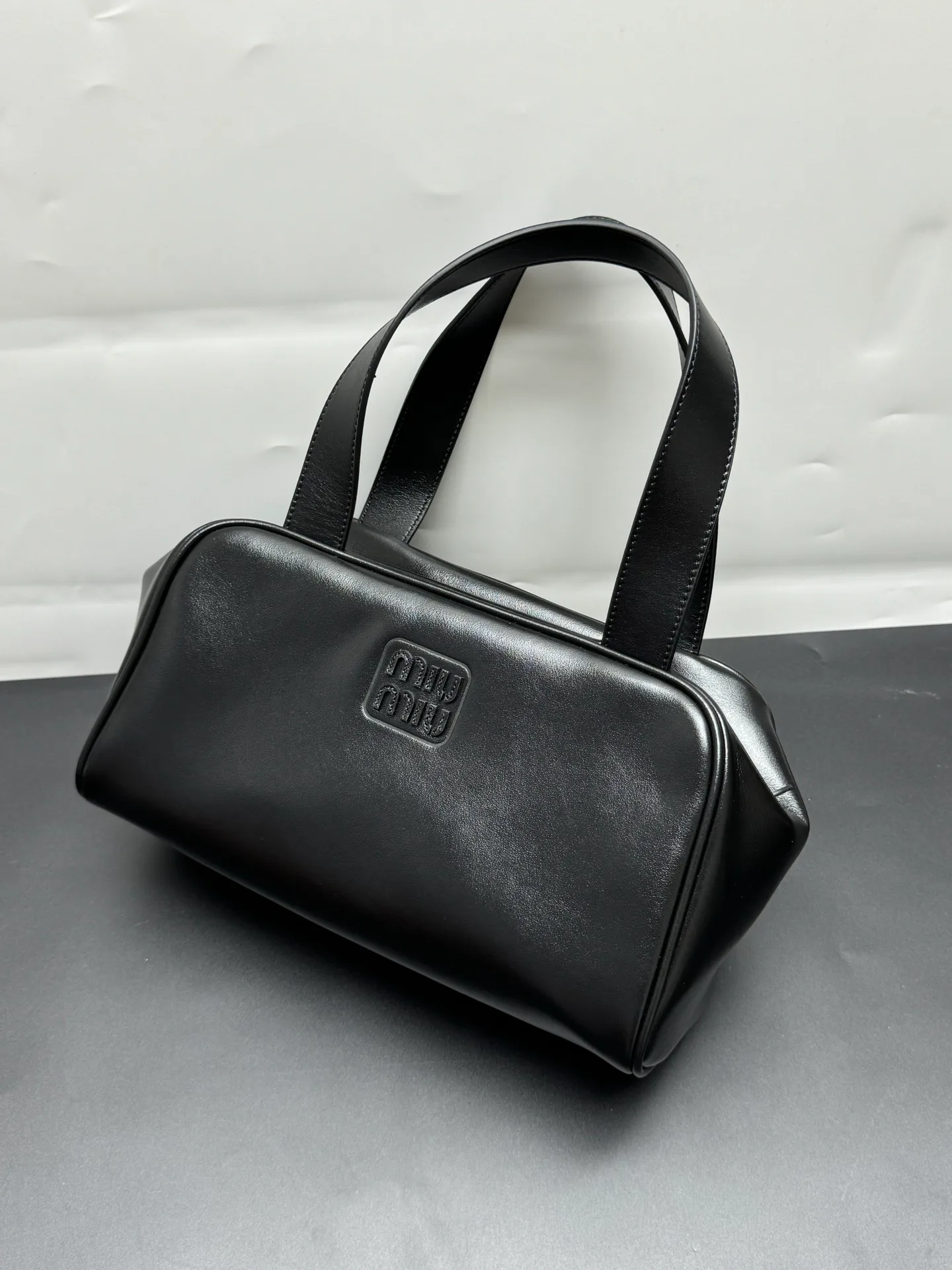 Women's Classic Handbags MIU MIU 17999174