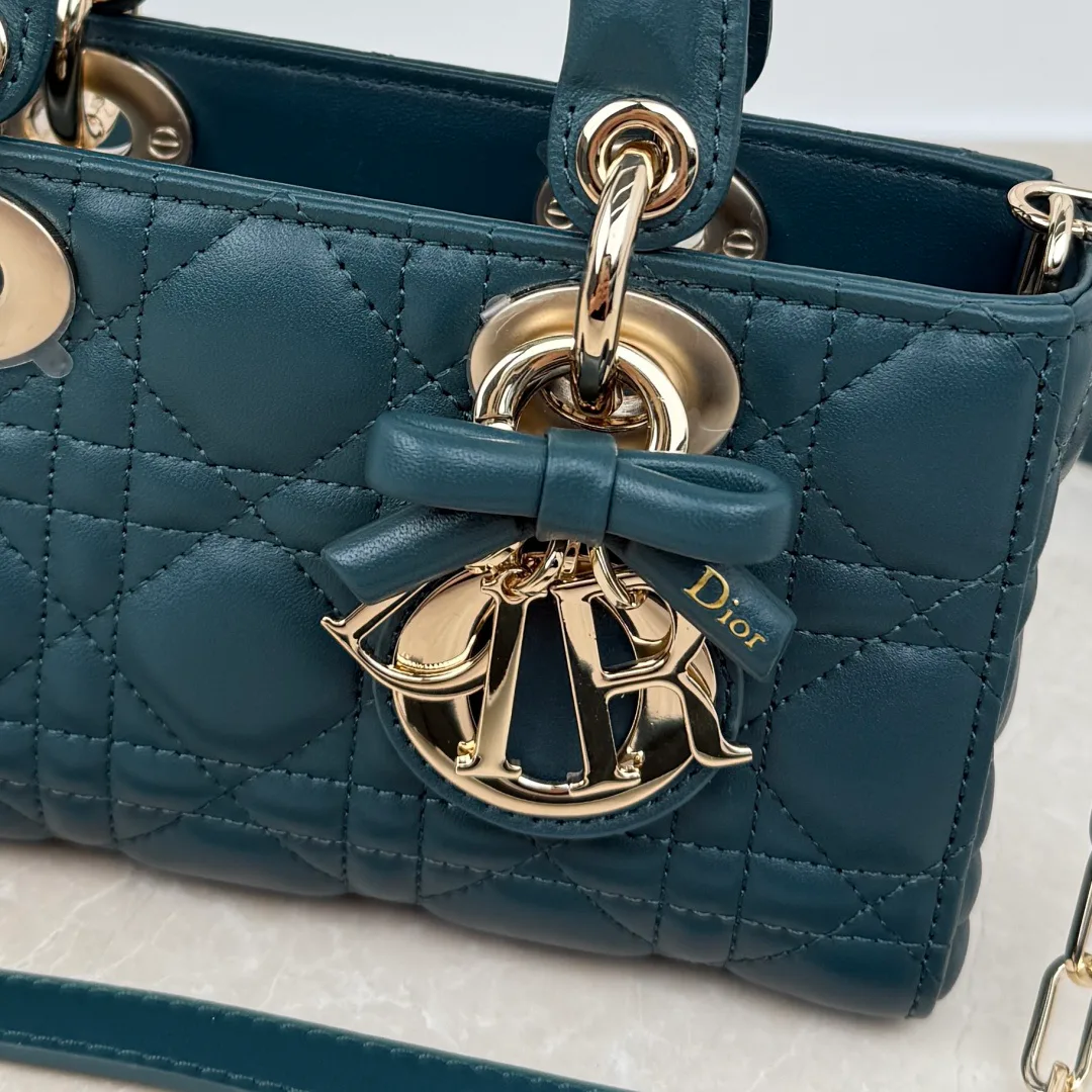 Women's Classic Handbags CHRISTIAN DIOR 18242050