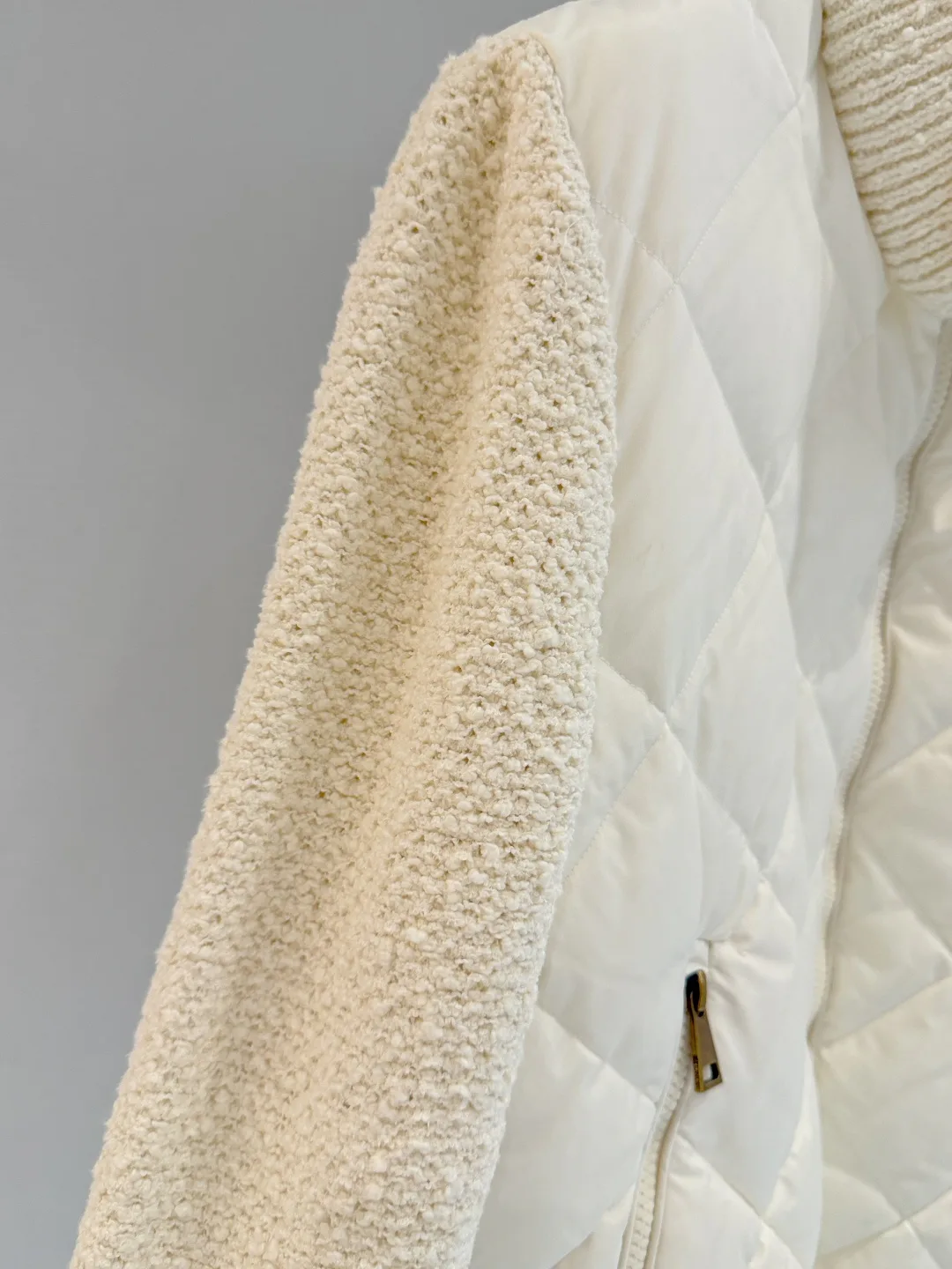 Women's Jackets And Down Jackets MONCLER 18440090