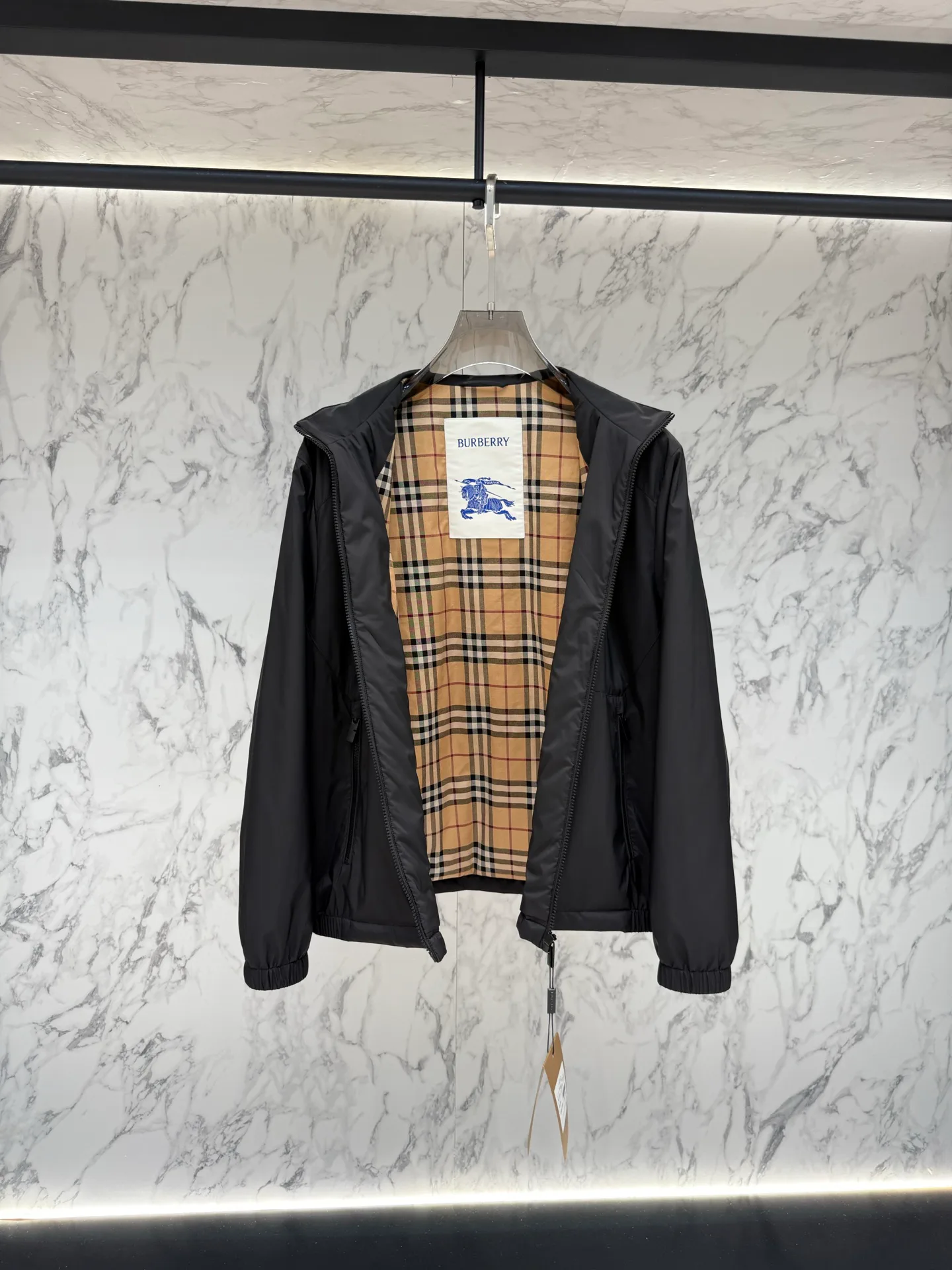 Men's Jackets And Down Jackets BURBERRY 18178424