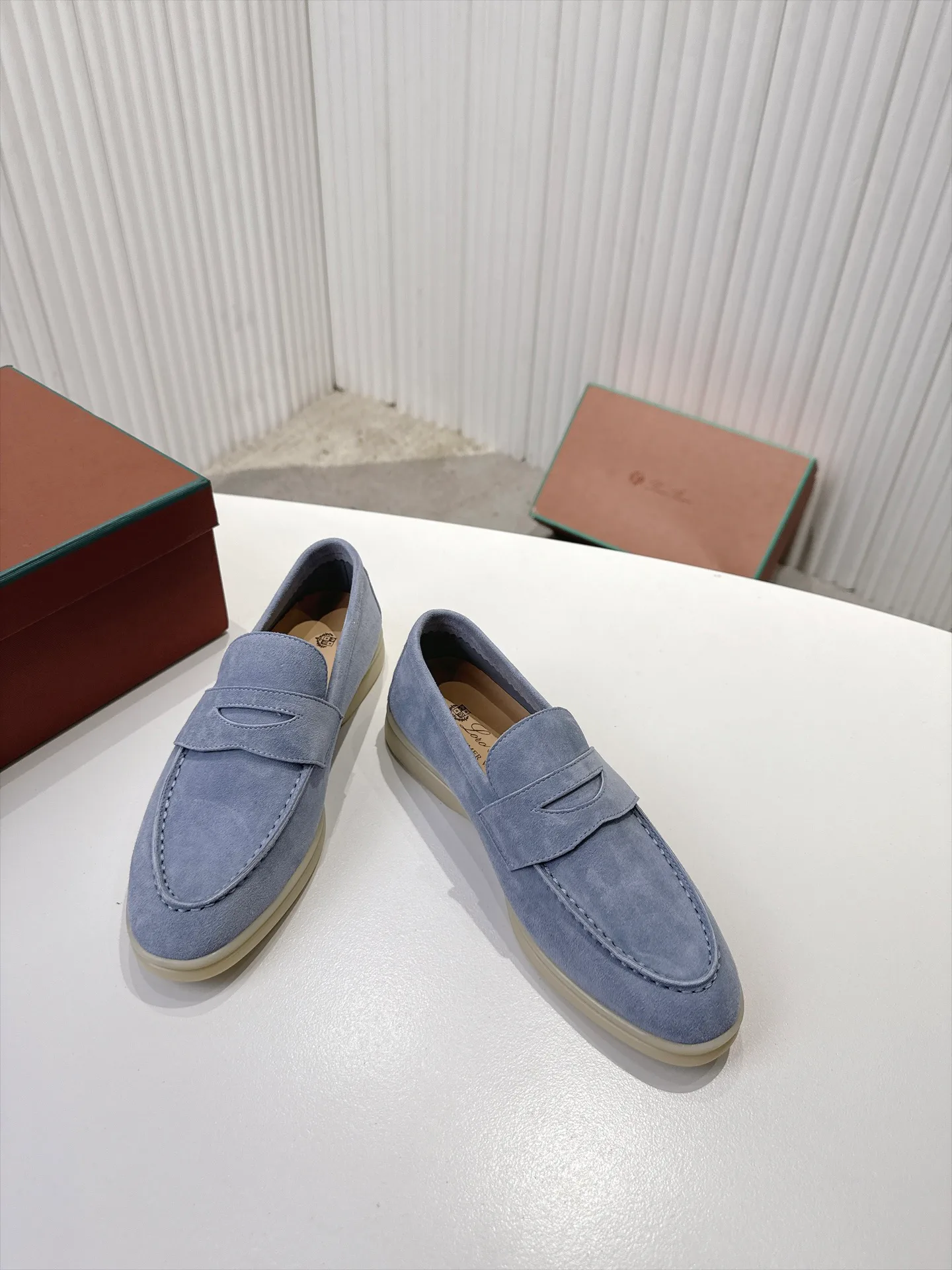 Women's Loafers And Moccasins LORO PIANA 18039681