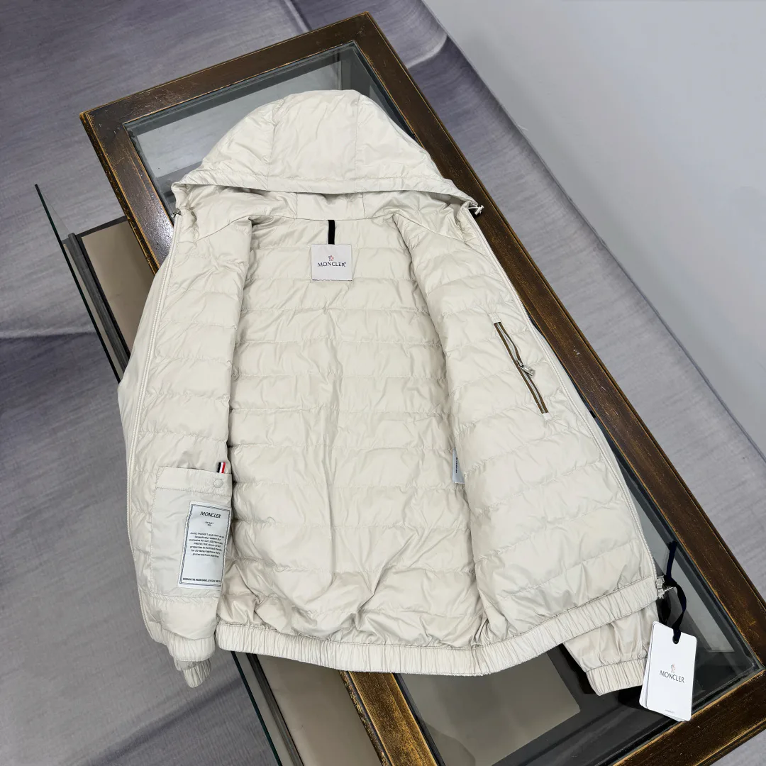 Men's Jackets And Down Jackets MONCLER 17827403