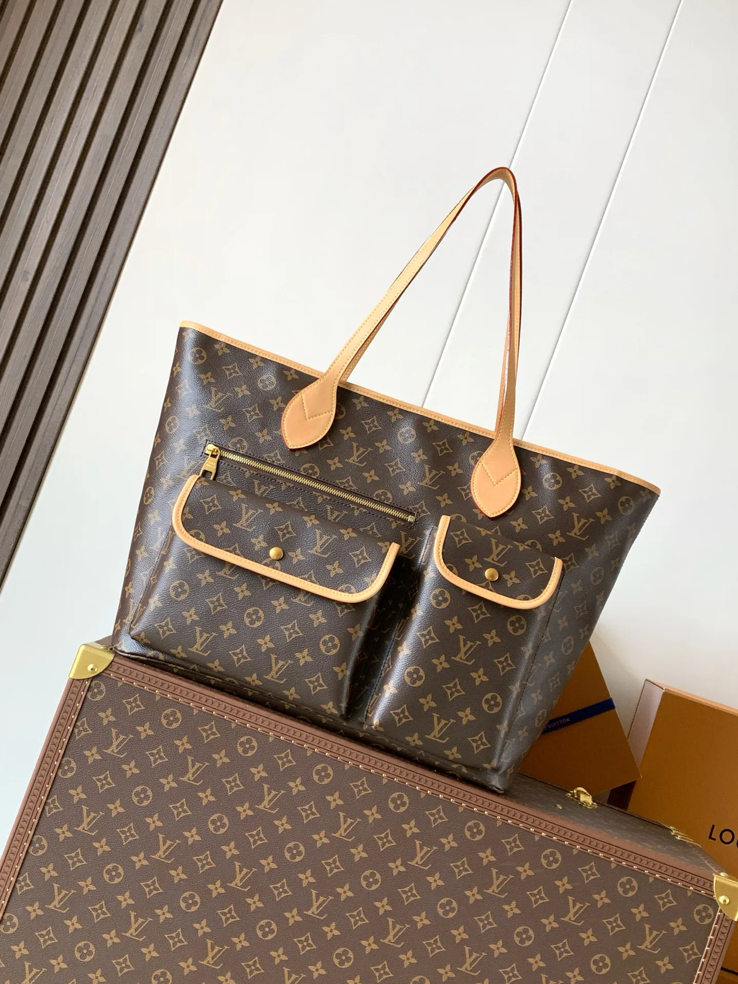 Women's Classic Handbags LOUIS VUITTON 17904124