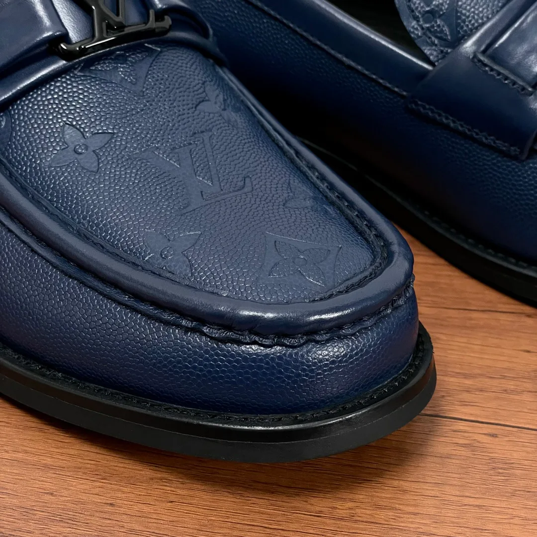 Men's Loafers And Dress Shoes LOUIS VUITTON 18197772