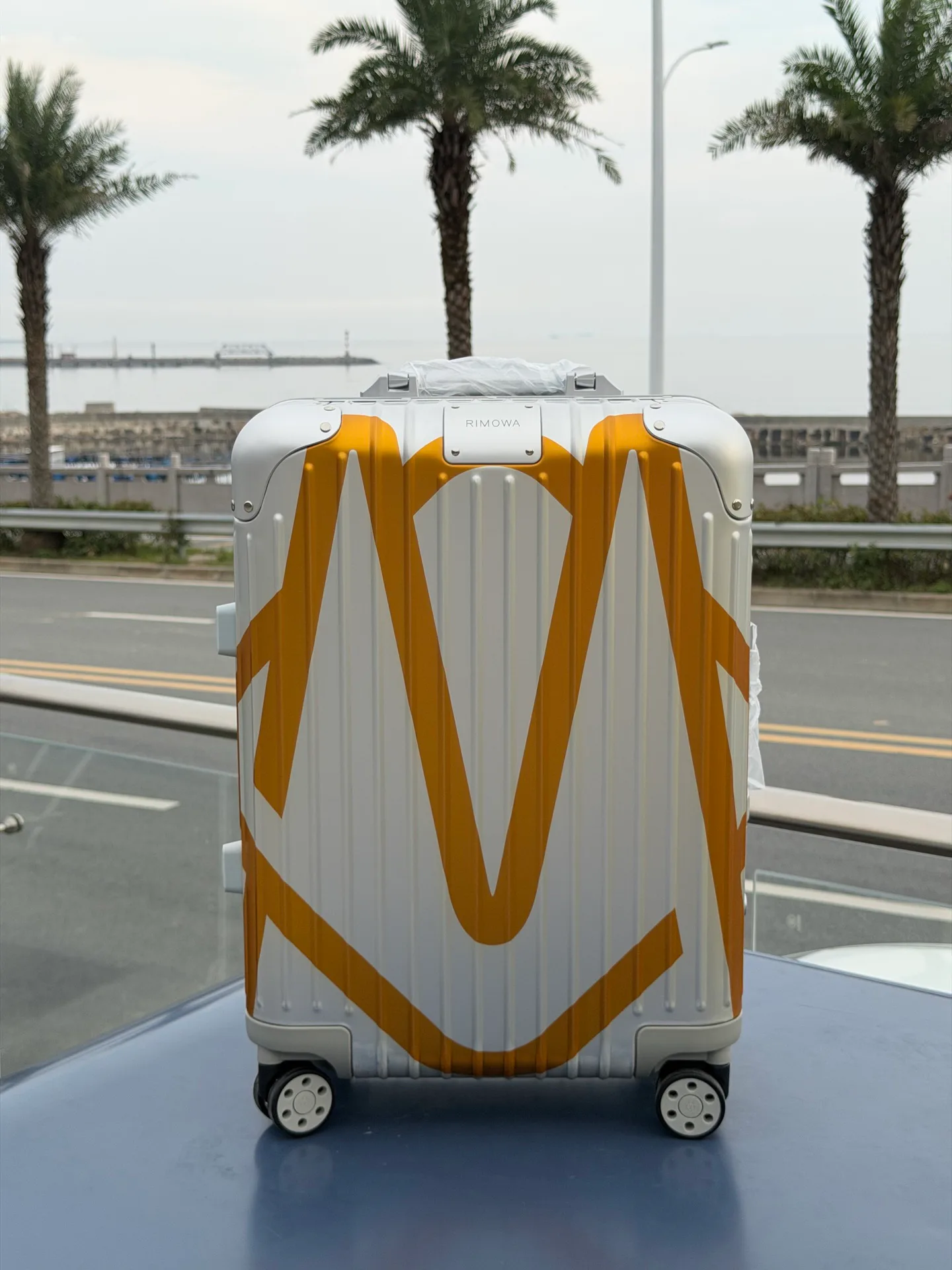 Suitcases RIMOWA 17802704