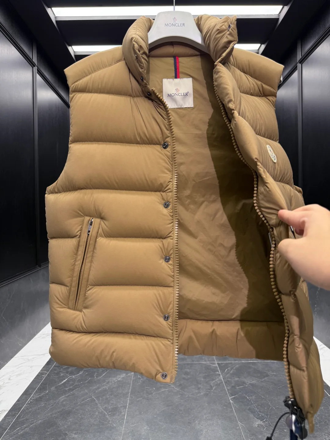 Men's Vests MONCLER 18492256