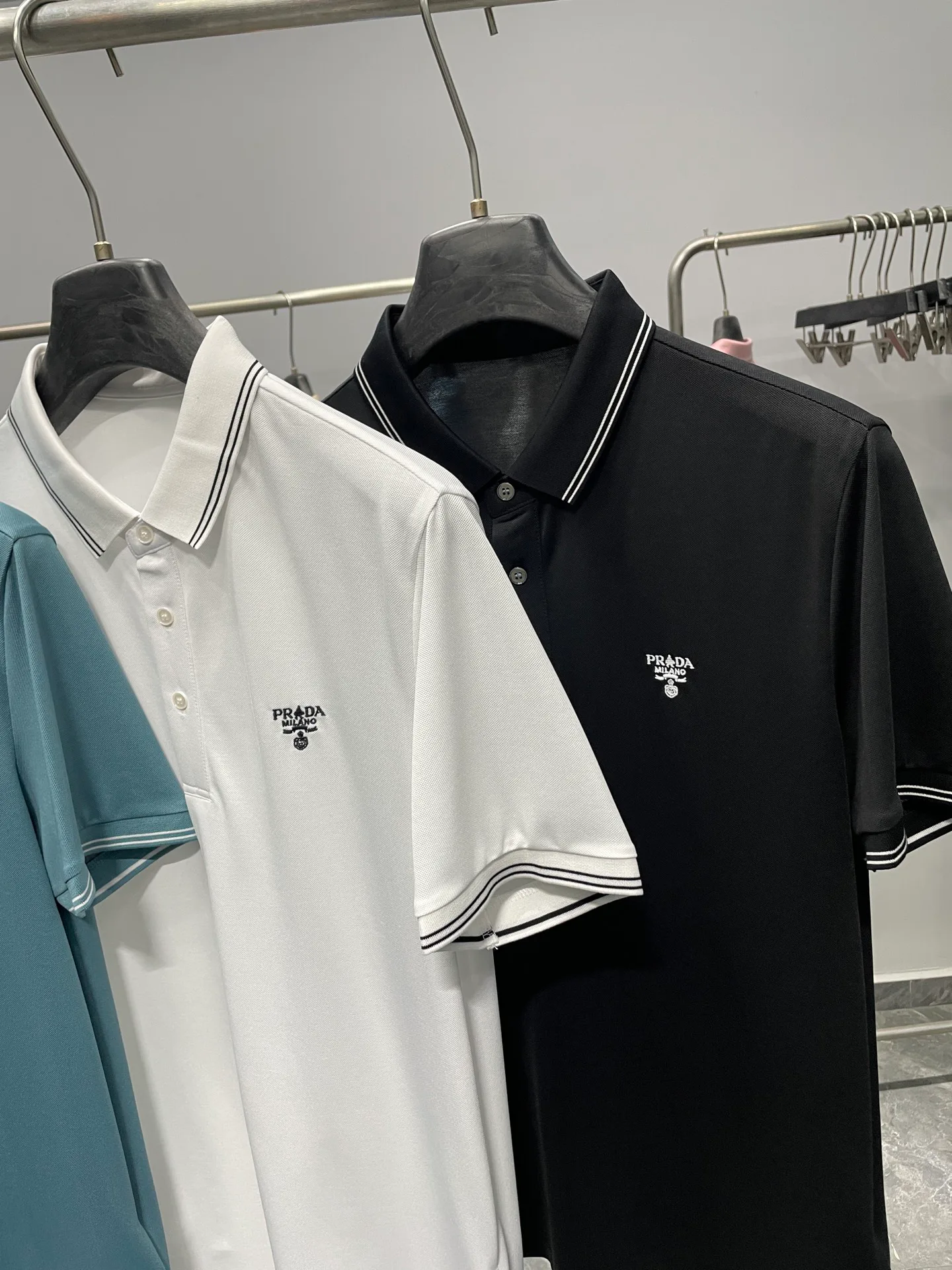 Men's Shirts PRADA 17371139