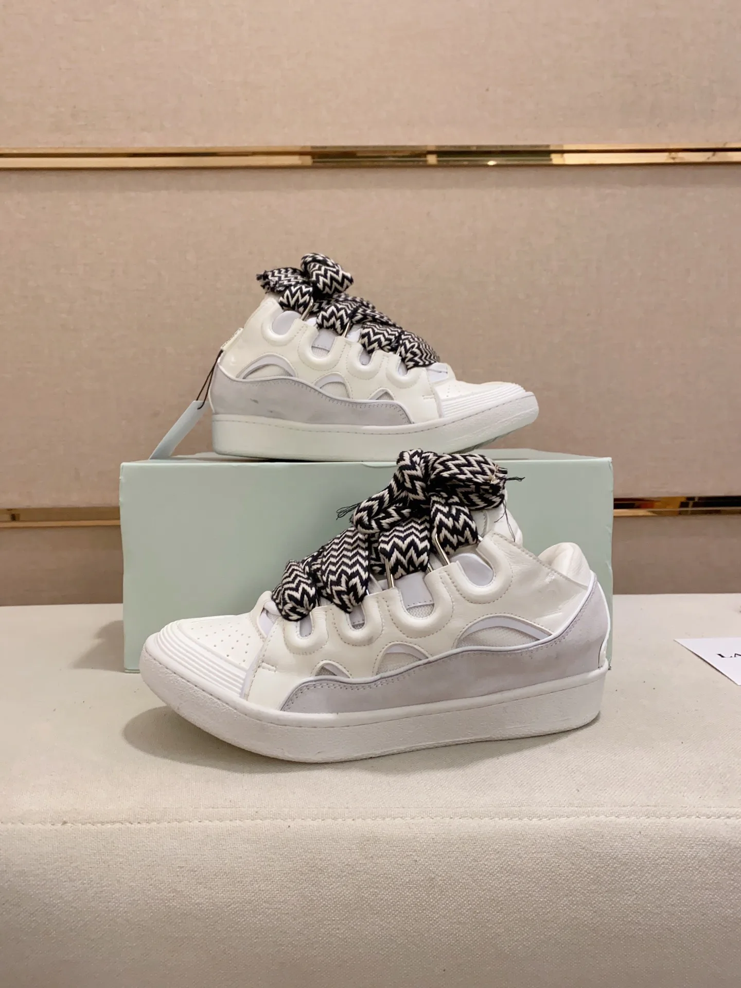 Women's Sneakers LANVIN 17955129