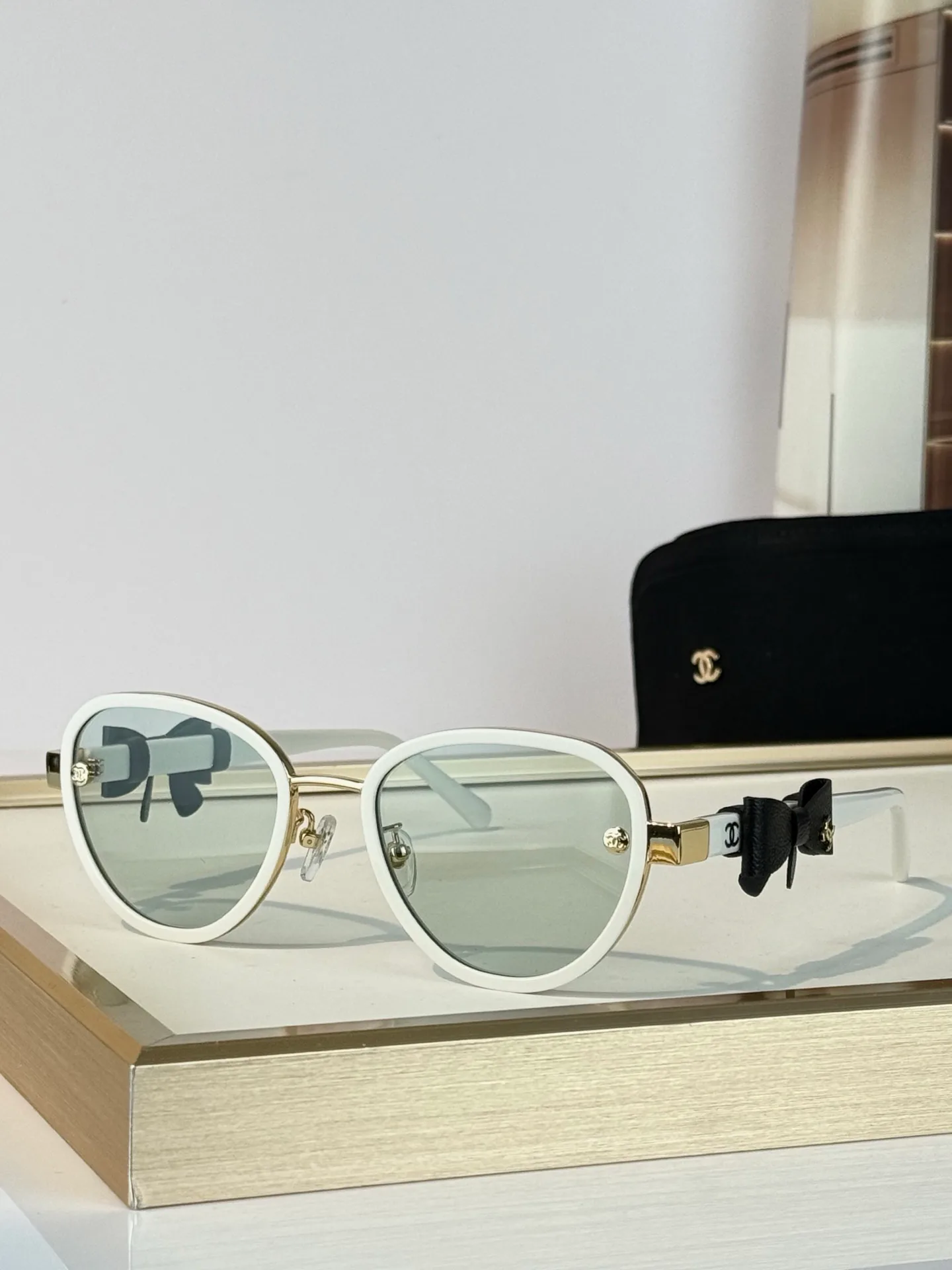 Glasses CHANEL 17366491