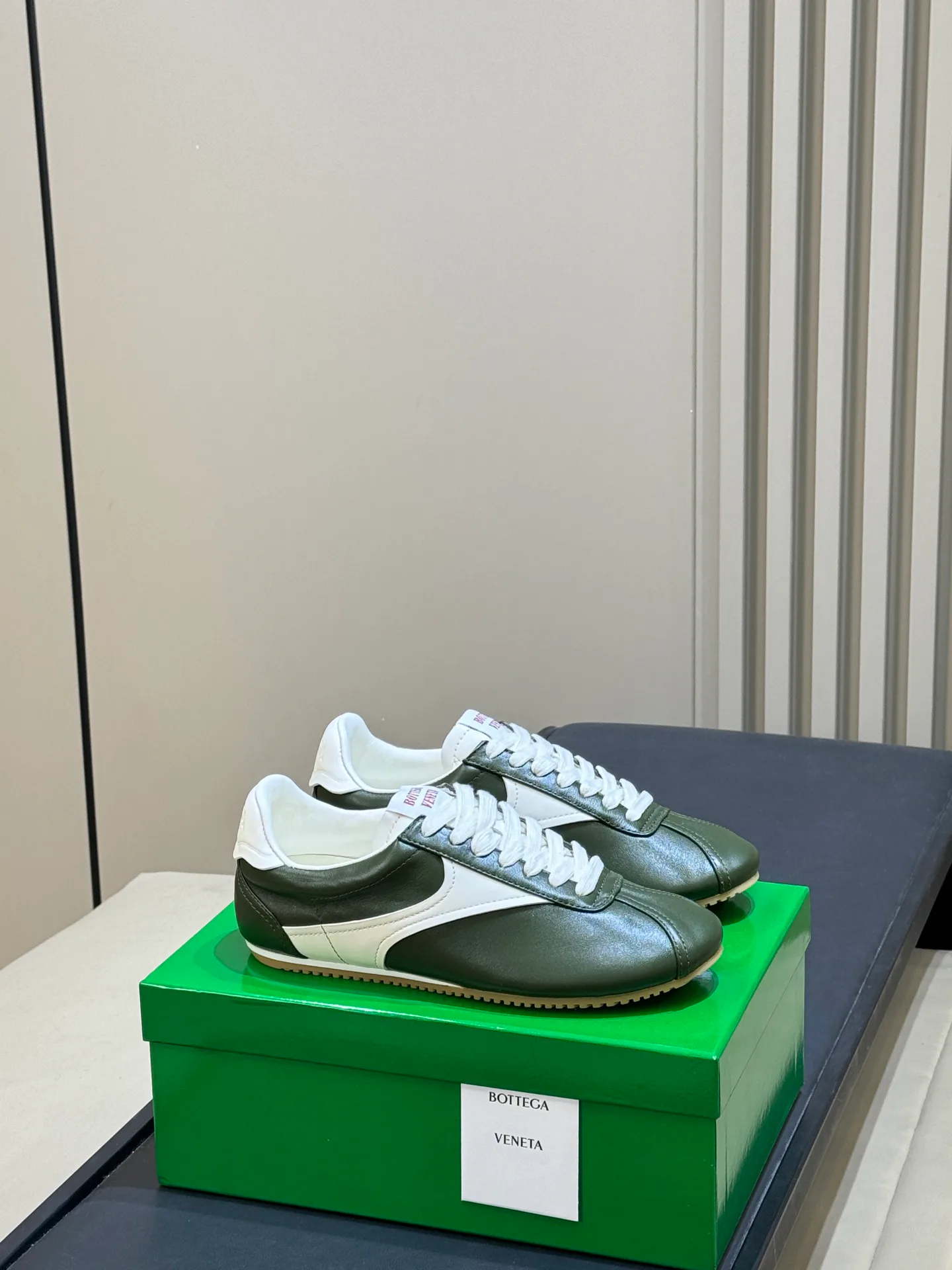 Men's Sneakers BOTTEGA VENETA 18072774