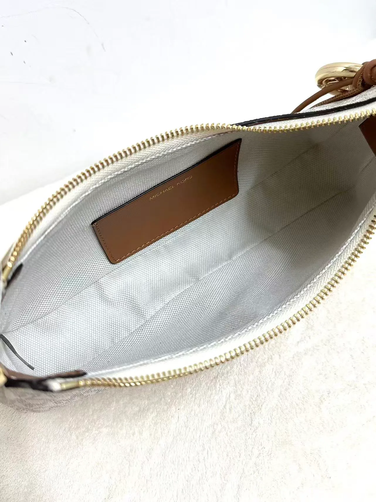 Women's Classic Handbags MICHAEL KORS 18517335