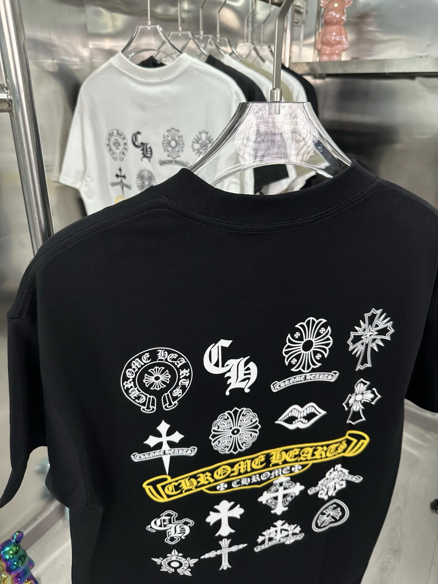 Men's T-Shirts CHROME HEARTS 17728125