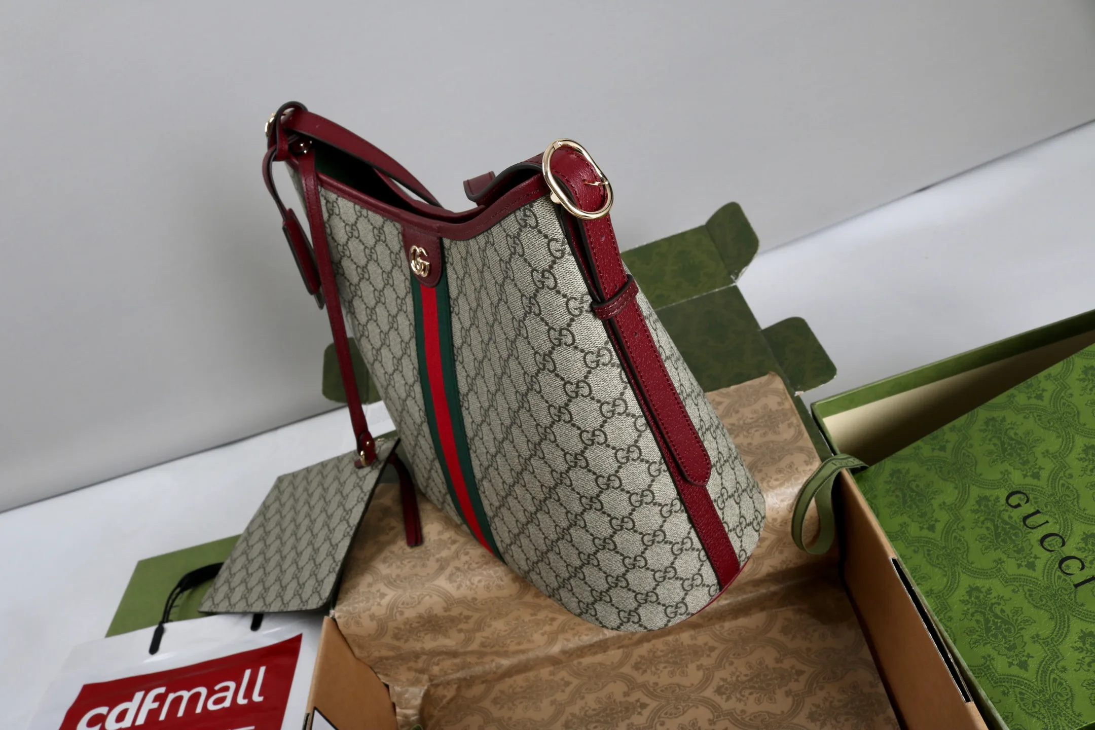 Women's Classic Handbags GUCCI 17838089