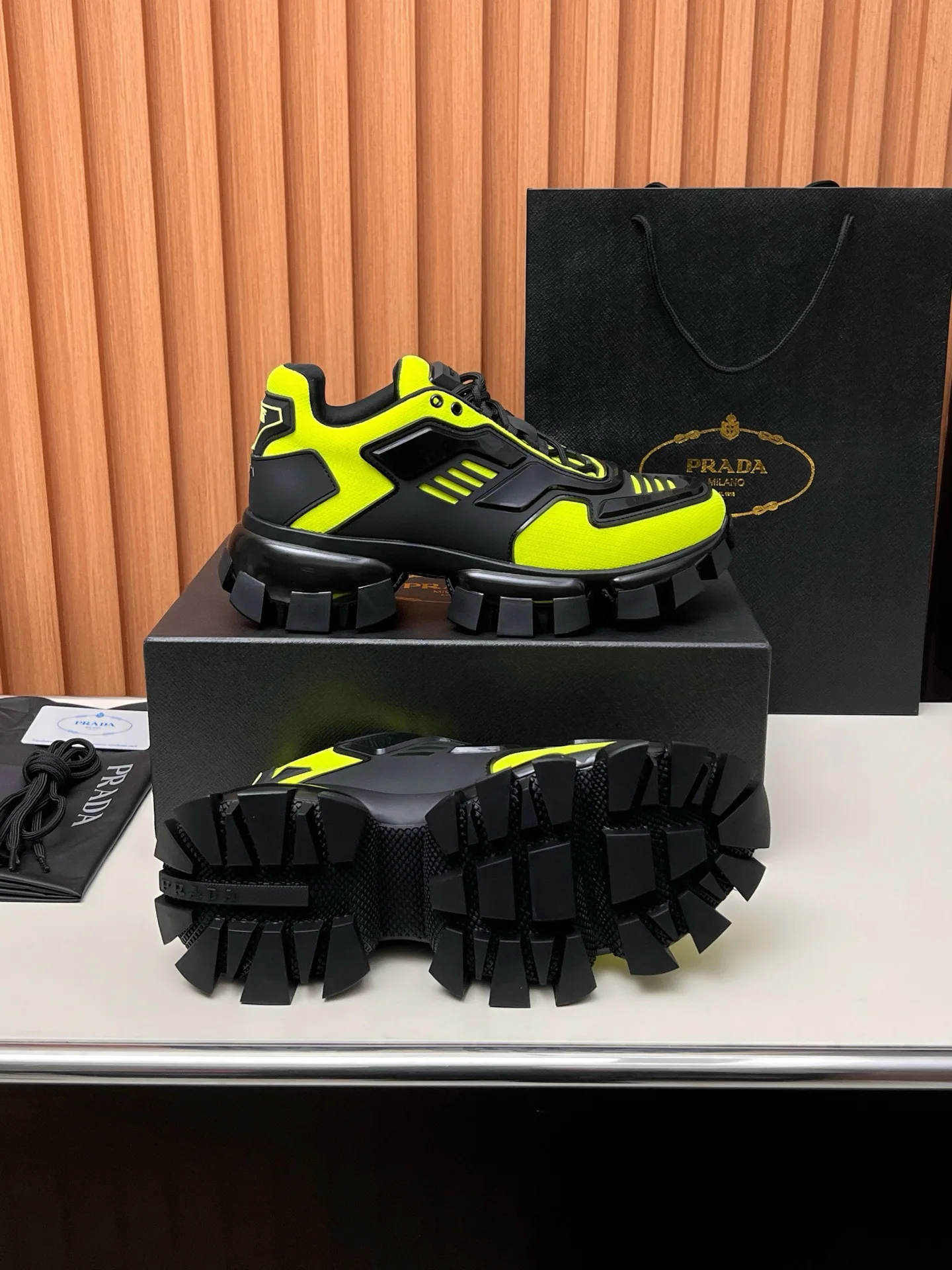 Women's Sneakers PRADA 17955148