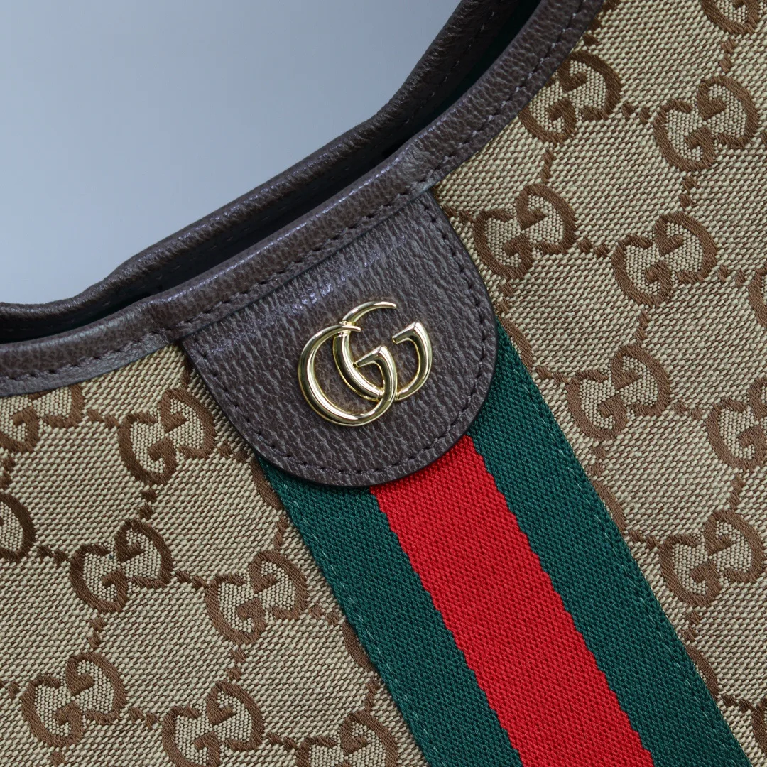 Women's Classic Handbags GUCCI 18262392
