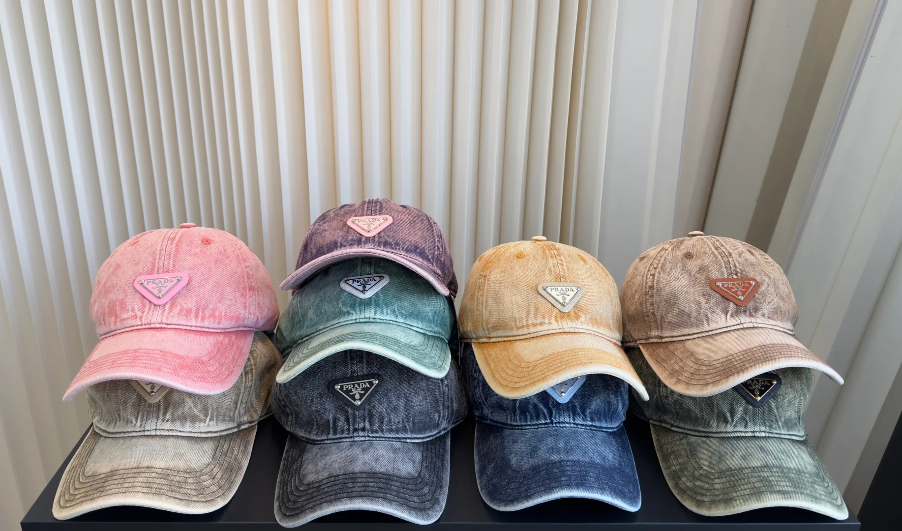 Hats PRADA 17515170