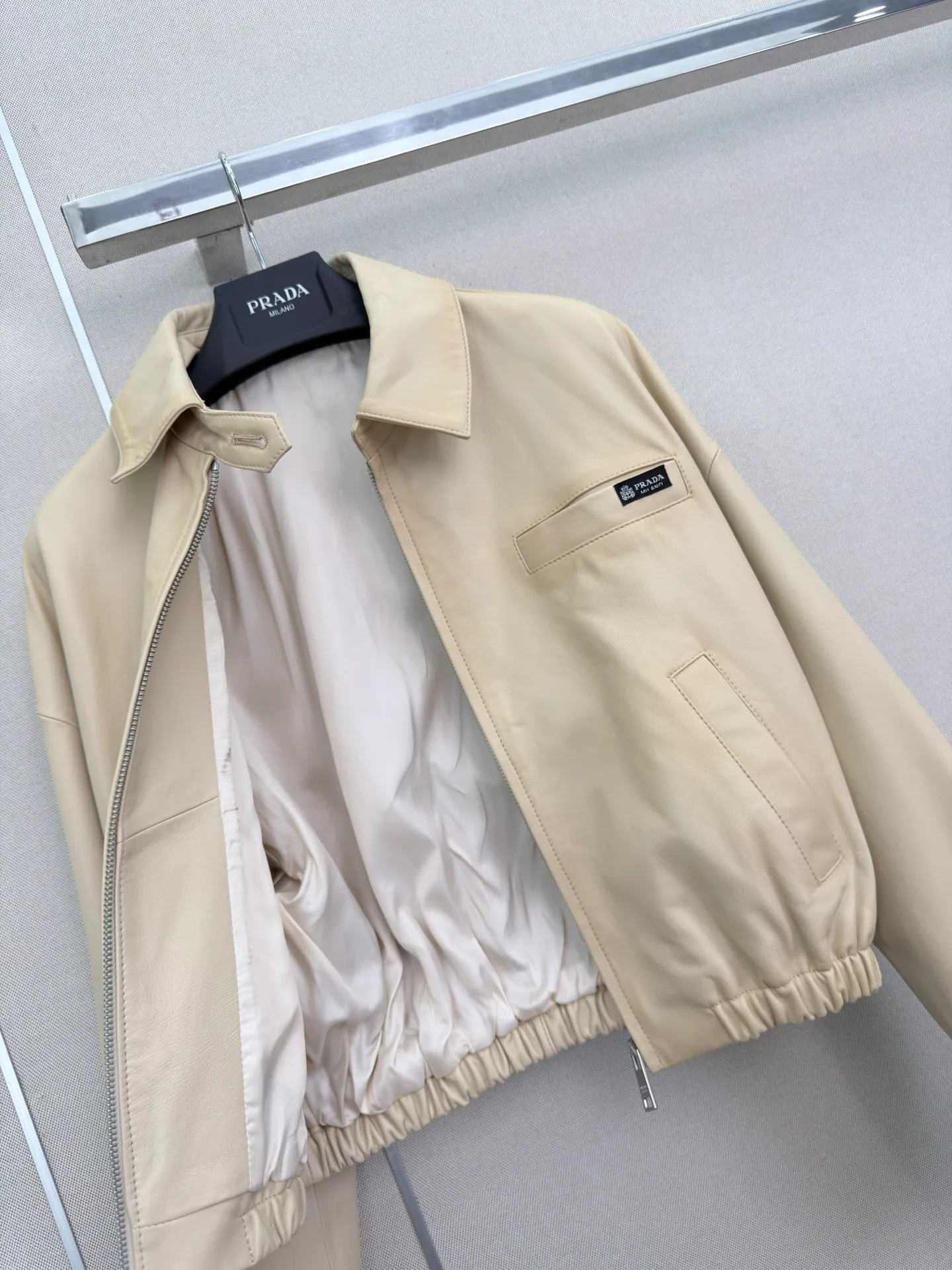 Women's Leather Jackets And Sheepskin Coats PRADA 18173057