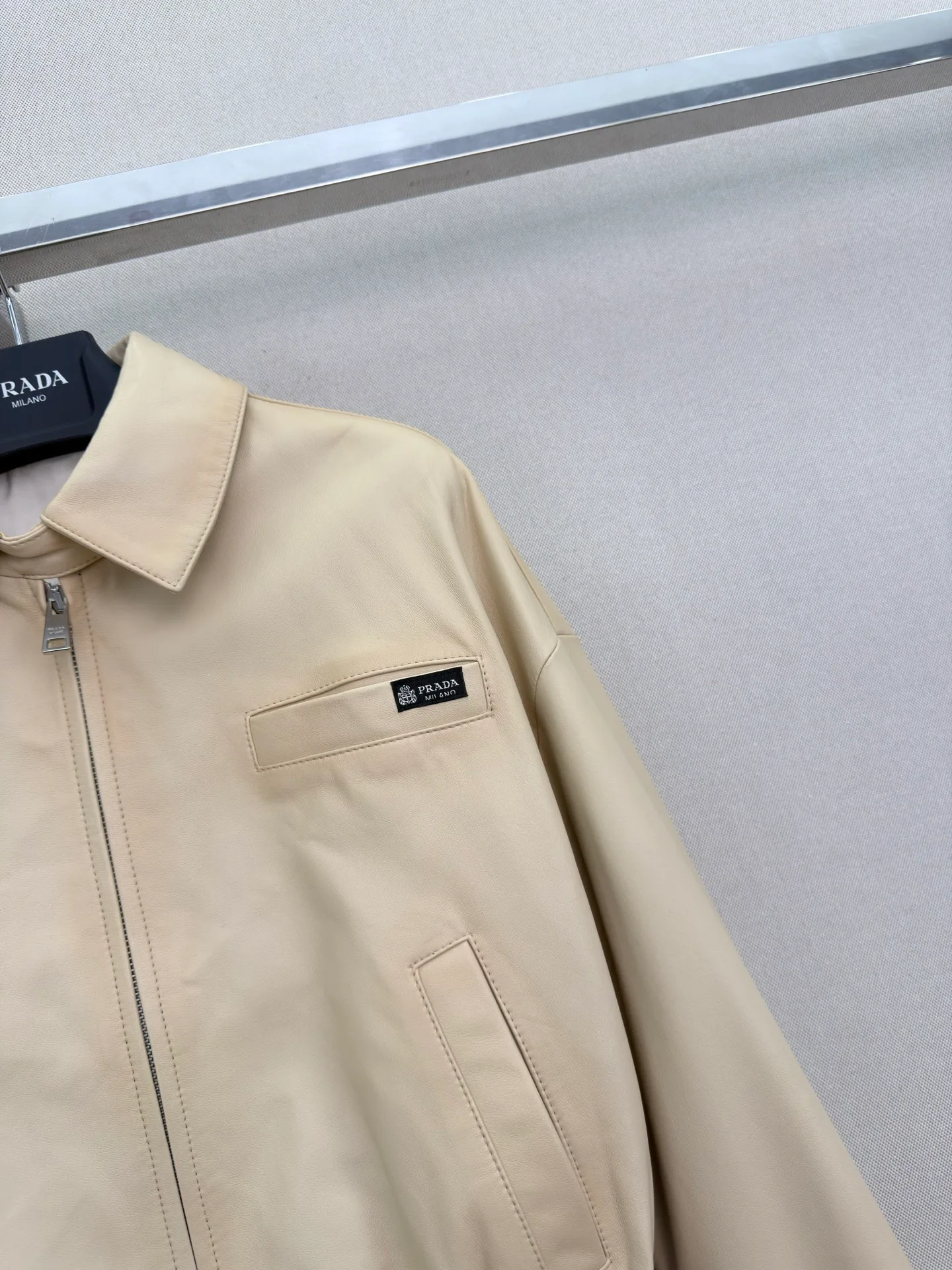 Women's Leather Jackets And Sheepskin Coats PRADA 18173057