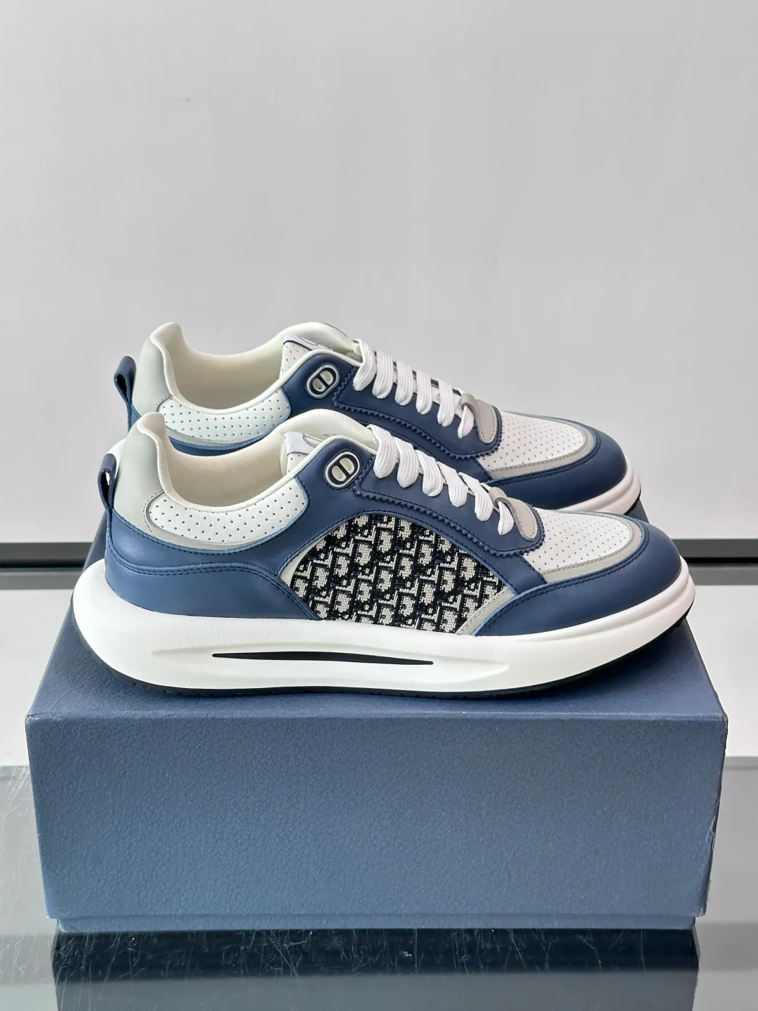 Men's Sneakers CHRISTIAN DIOR 18118594