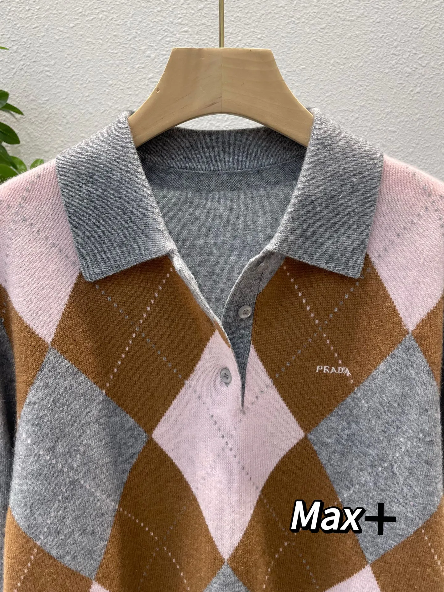Women's Jumpers And Sweaters PRADA 18106046