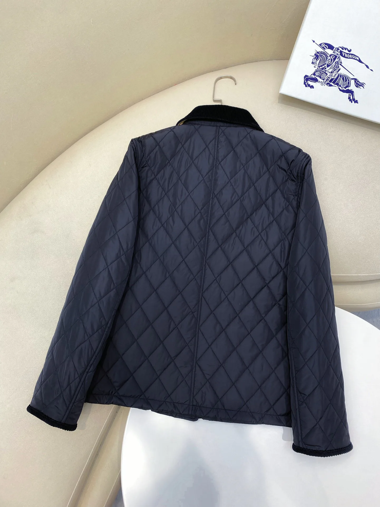 Women's Jackets And Down Jackets BURBERRY 18140707