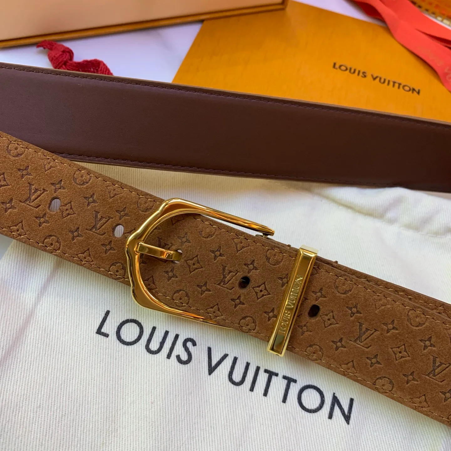 Belts LOUIS VUITTON 17682167