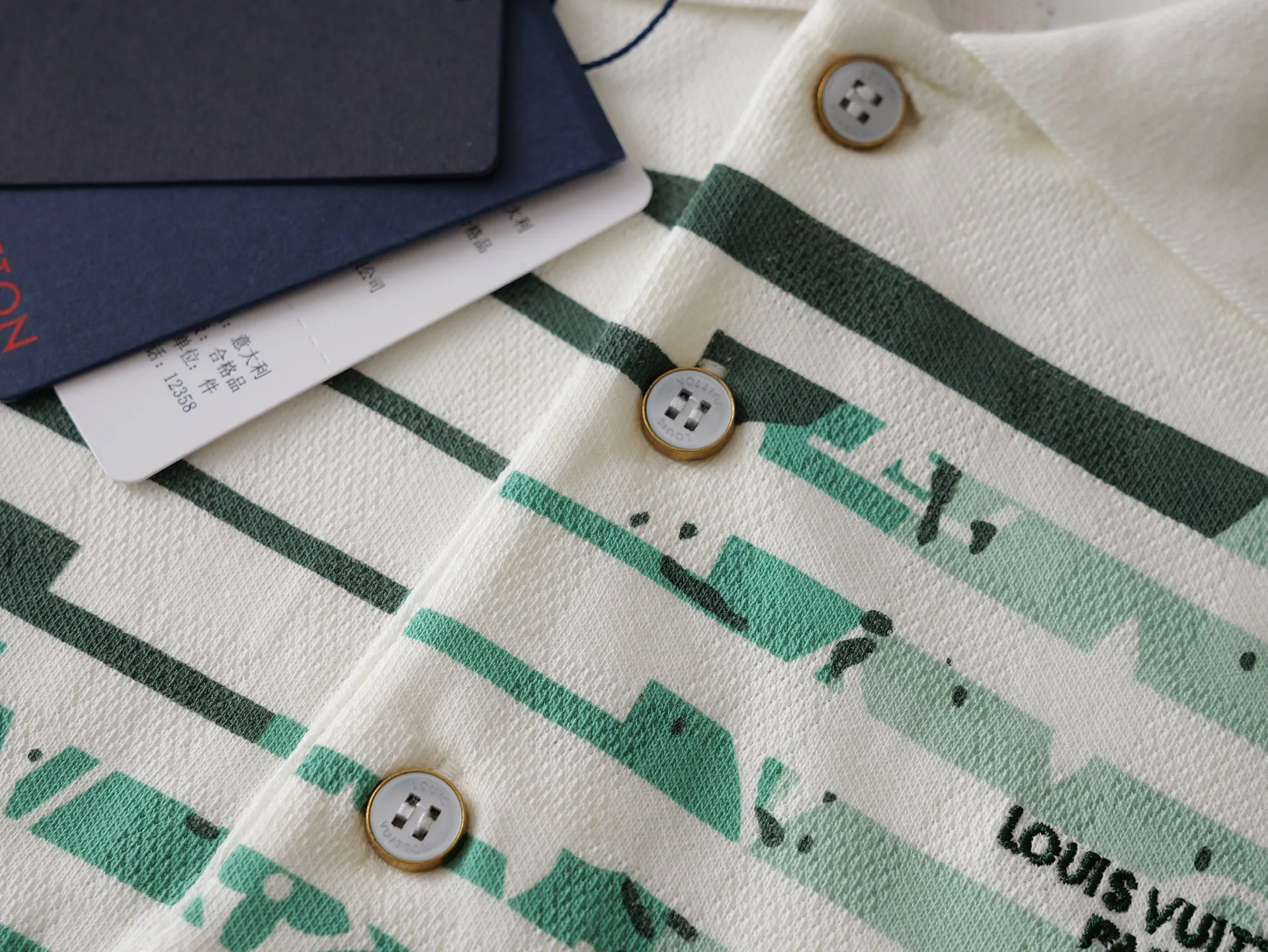 Men's Shirts LOUIS VUITTON 17662818