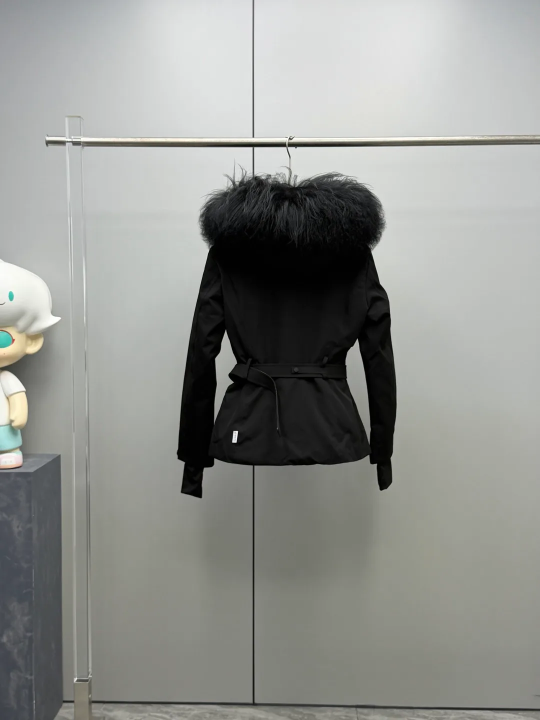 Women's Jackets And Down Jackets MONCLER 17855367