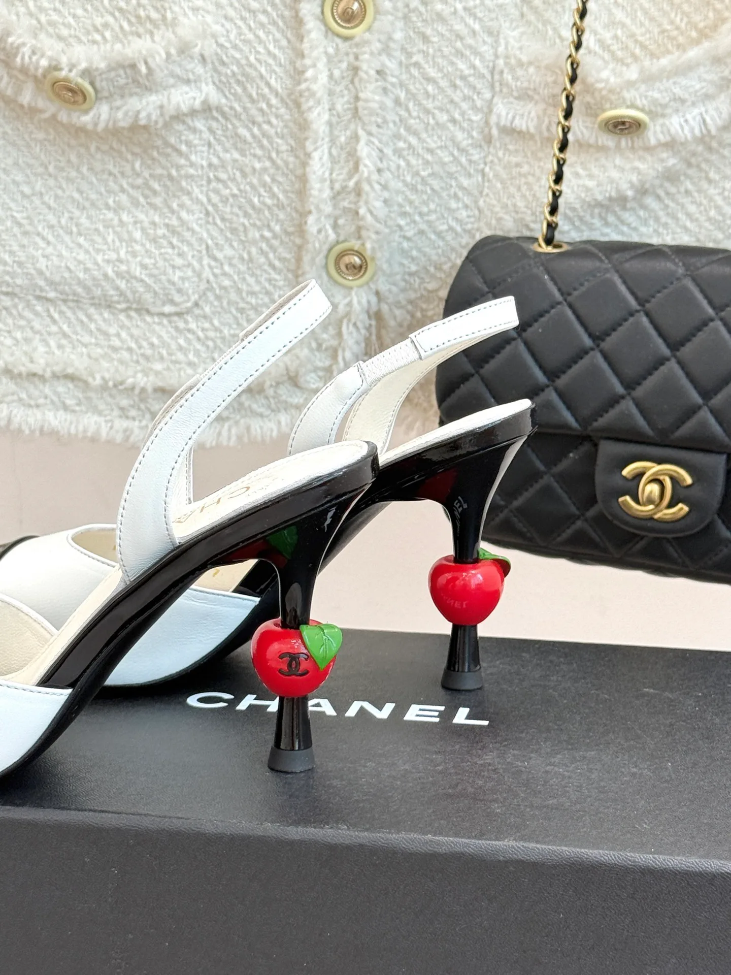 Women's Open-Toe Sandals CHANEL 17425310