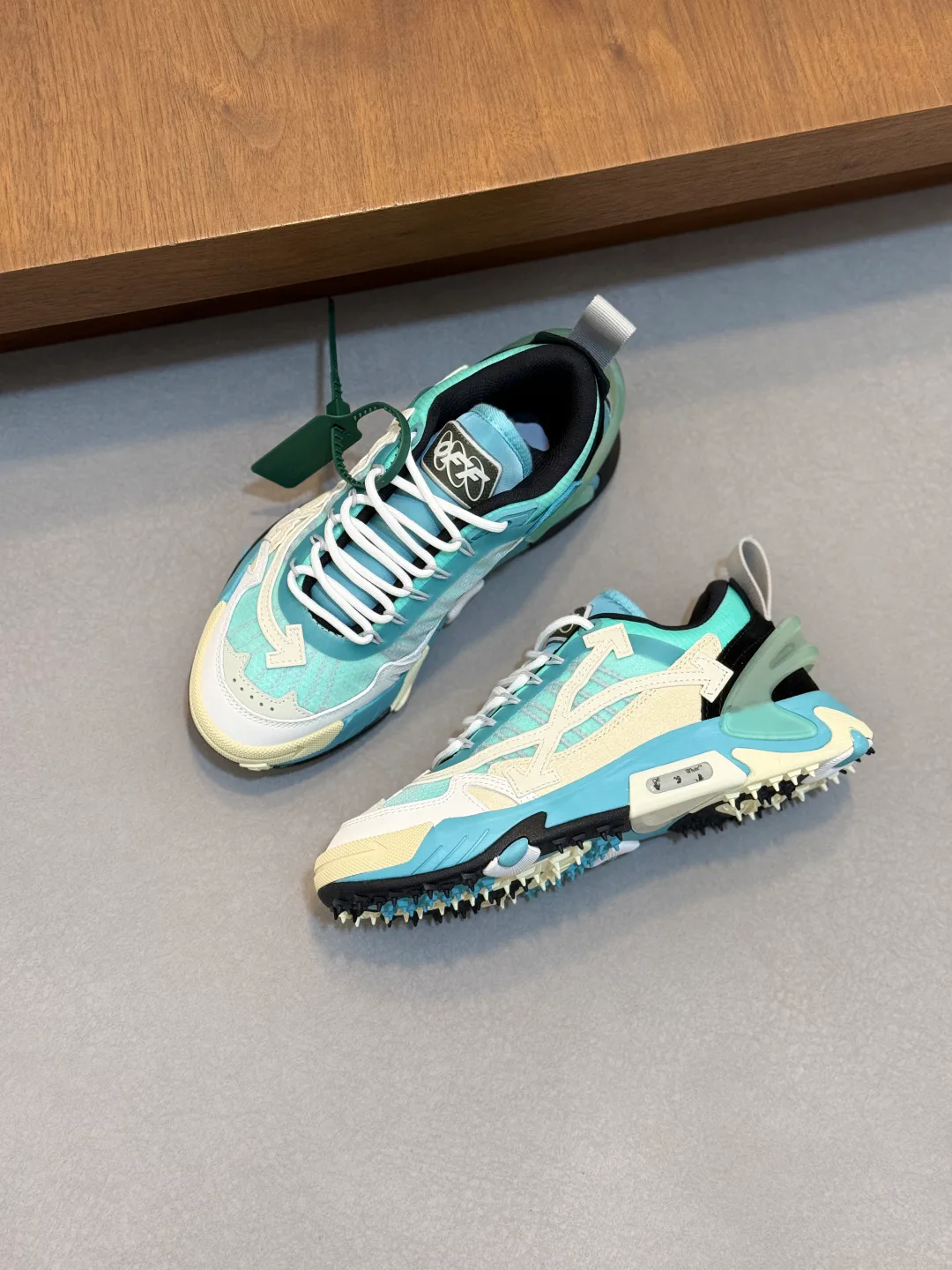 Women's Sneakers OFF-WHITE 17908771