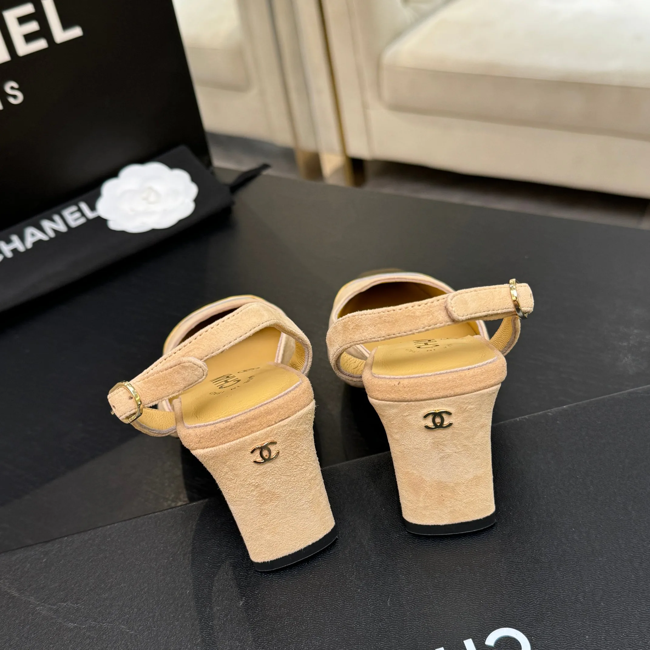 Women's Heels CHANEL 17448373