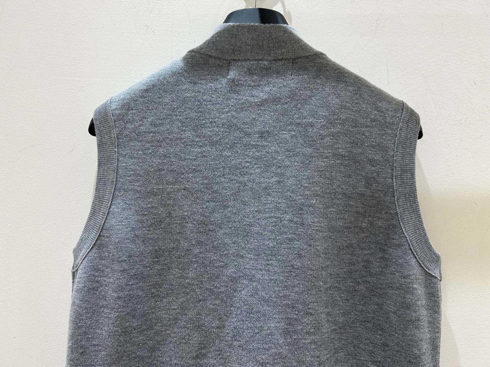 Women's Vests LOUIS VUITTON 18096716