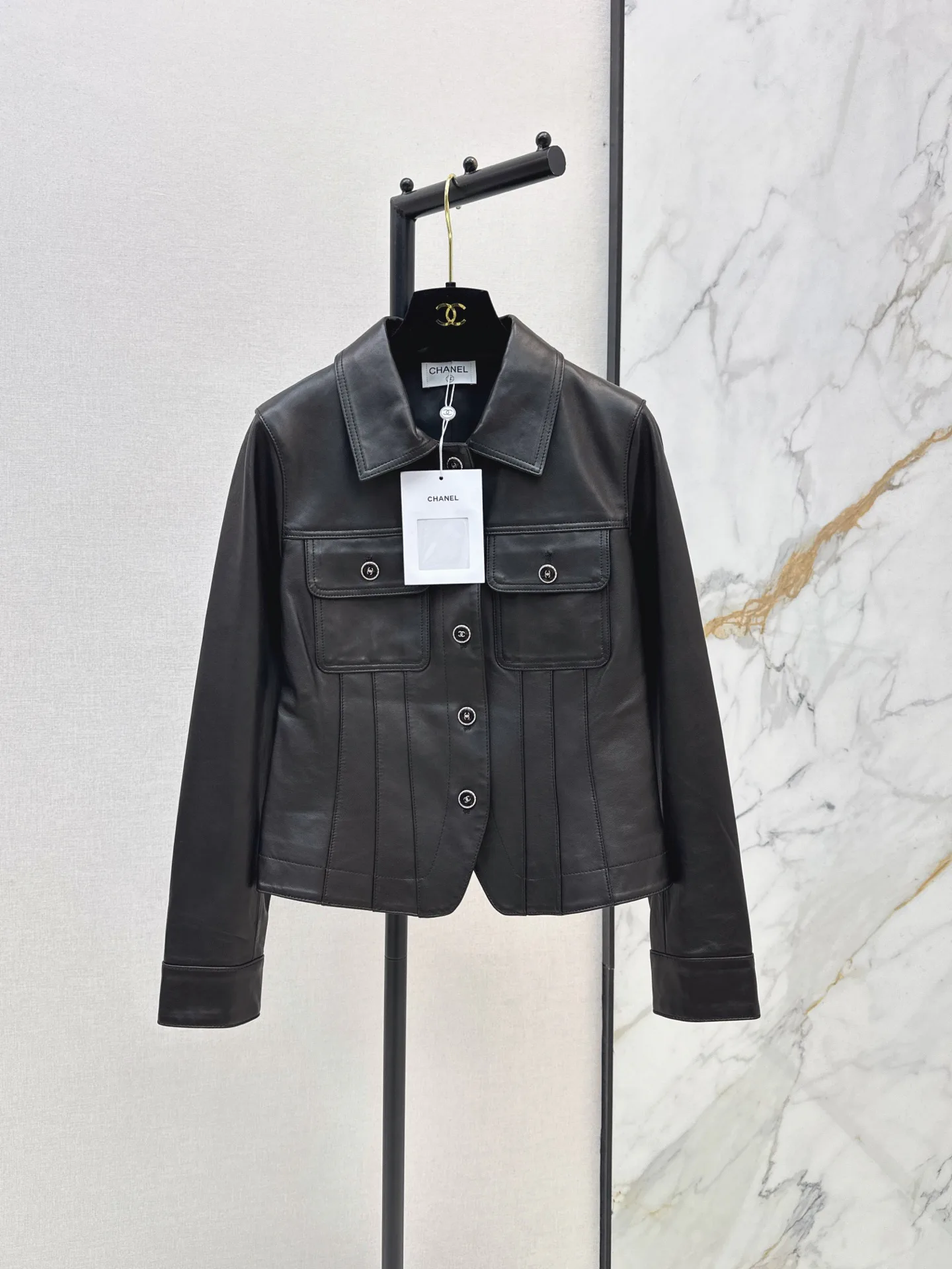 Women's Leather Jackets And Sheepskin Coats CHANEL 18173023