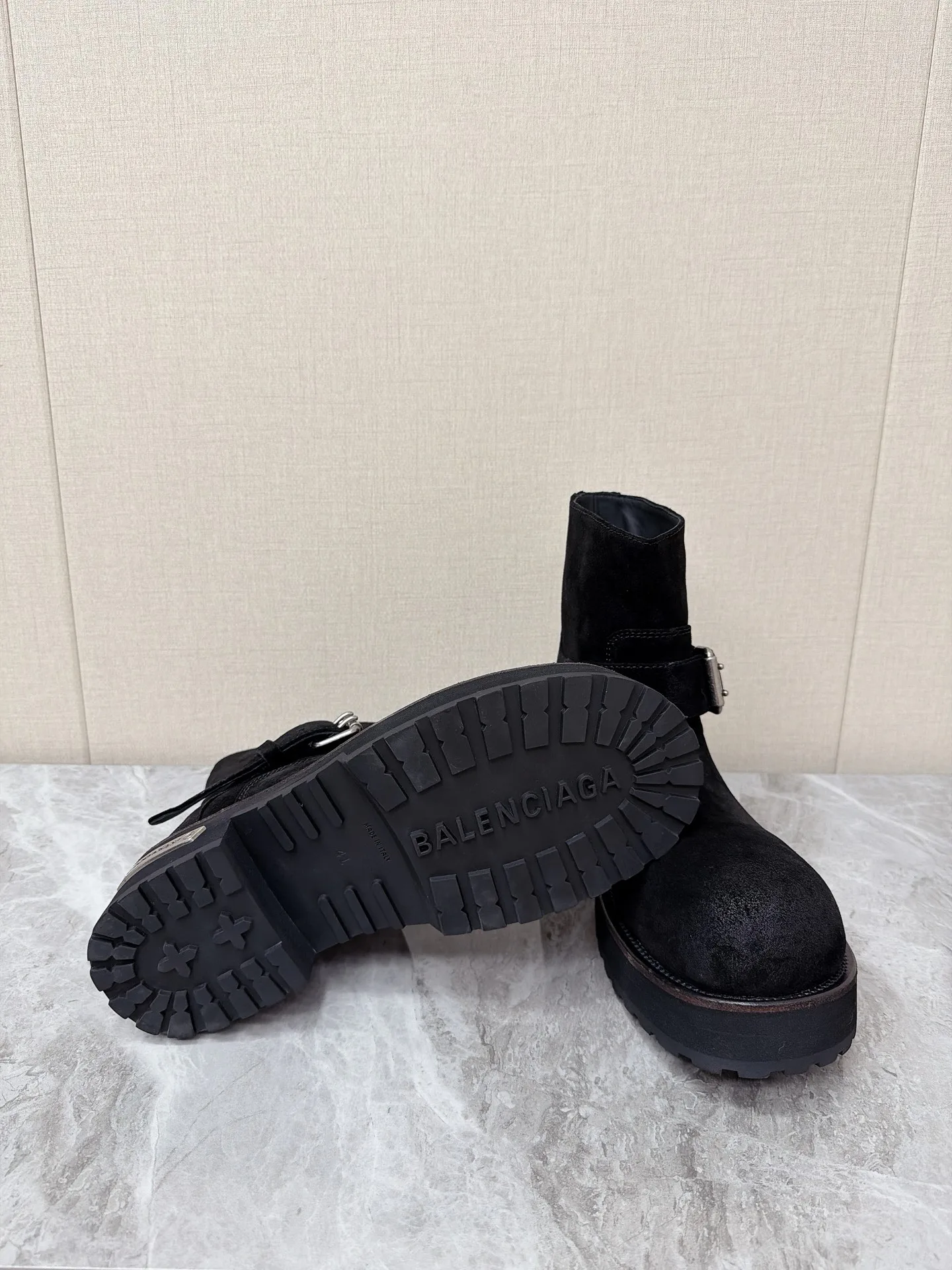 Women's Ankle Boots BALENCIAGA 18011902