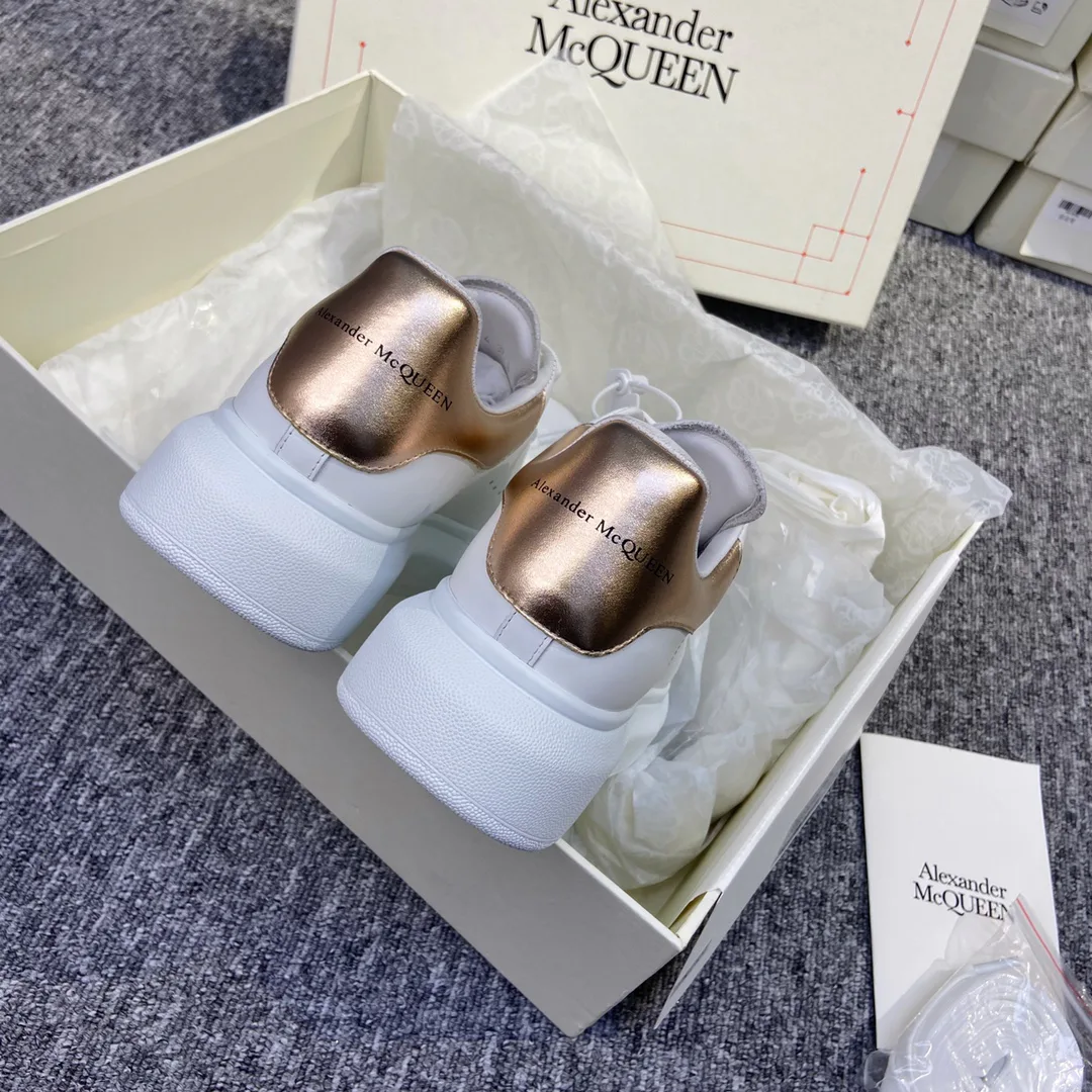 Women's Sneakers ALEXANDER MCQUEEN 17963416