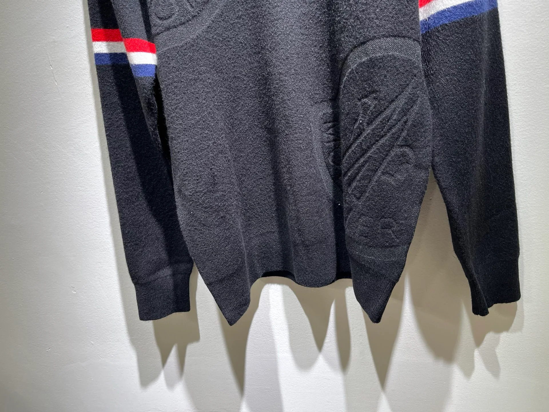 Men's Jumpers And Sweaters MONCLER 18243857