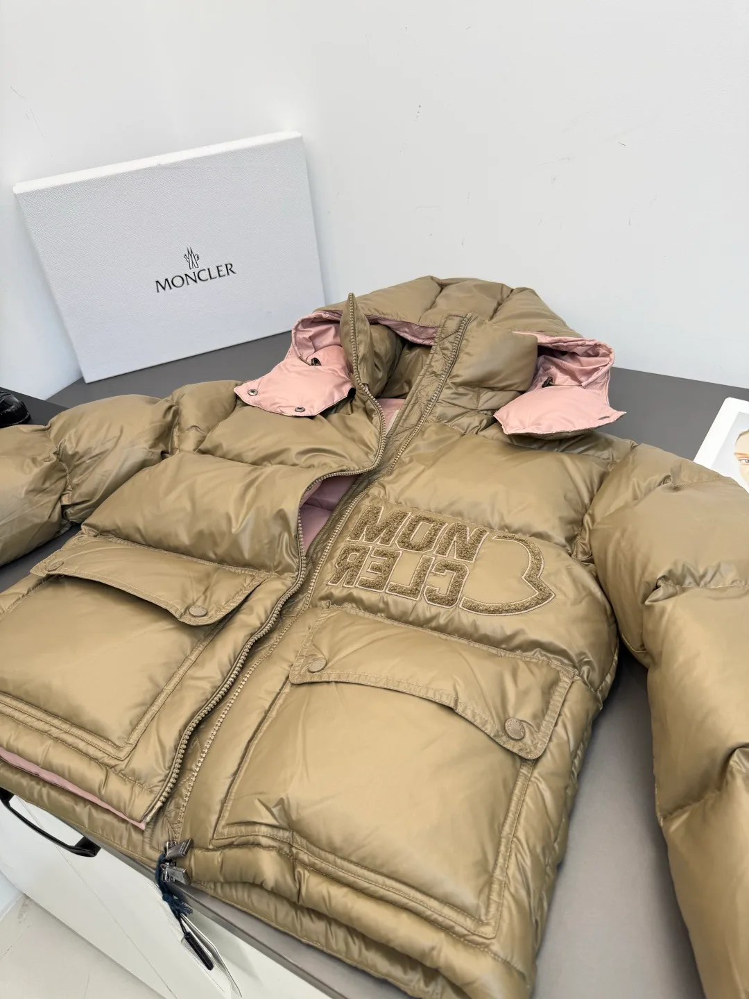 Куртки И Пуховики Мужские Moncler 18683785
