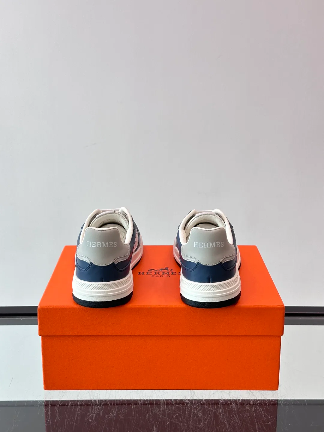 Men's Sneakers HERMES 18500629