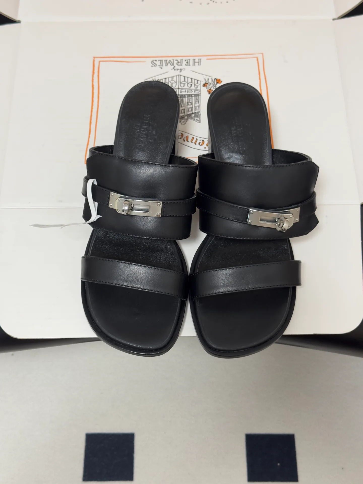 Women's Open-Toe Sandals HERMES 17095160